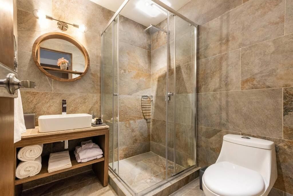 Habitación Doble Deluxe con Dos Camas Dobles — 8