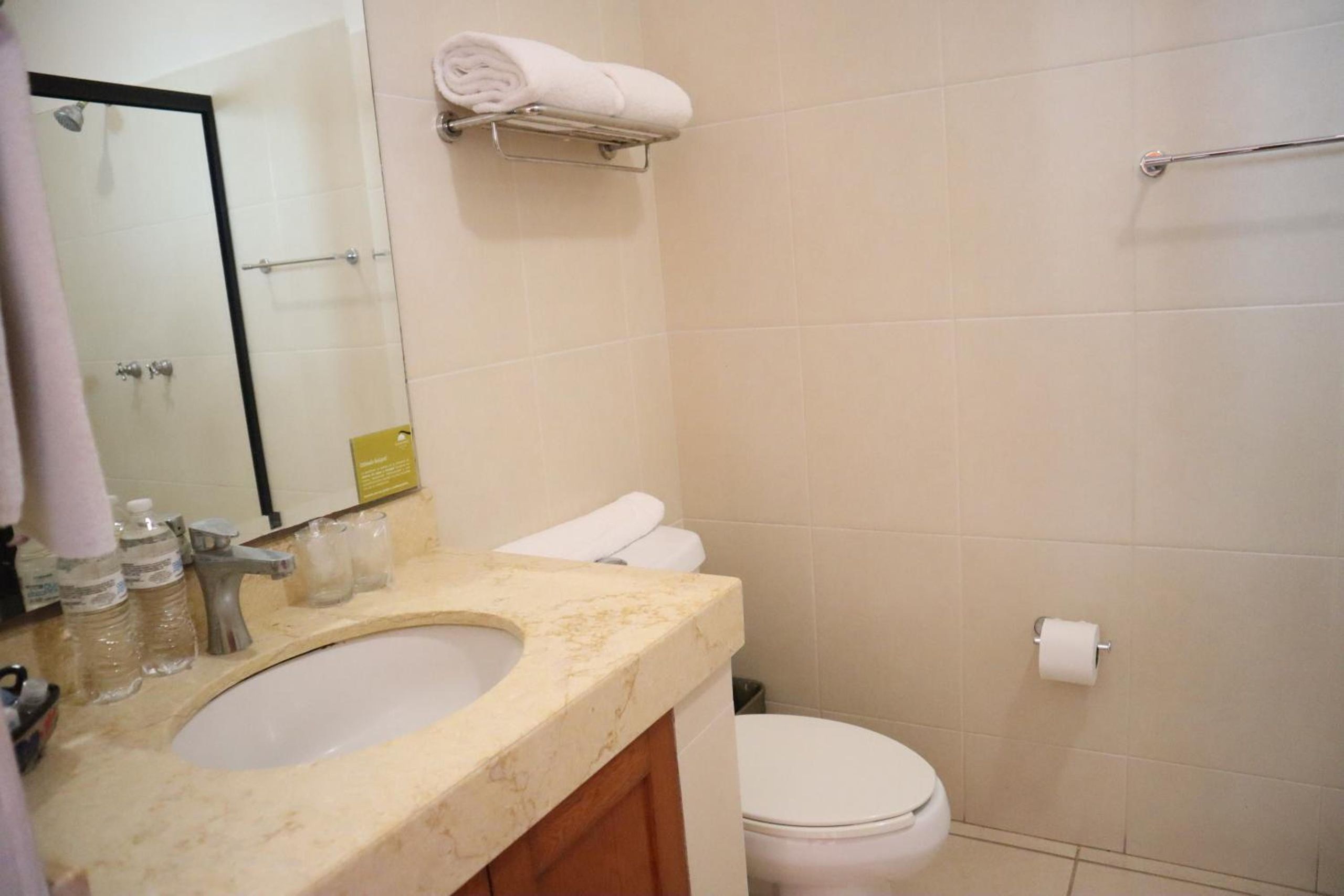Habitación Estándar Doble con Dos Camas Dobles — 2
