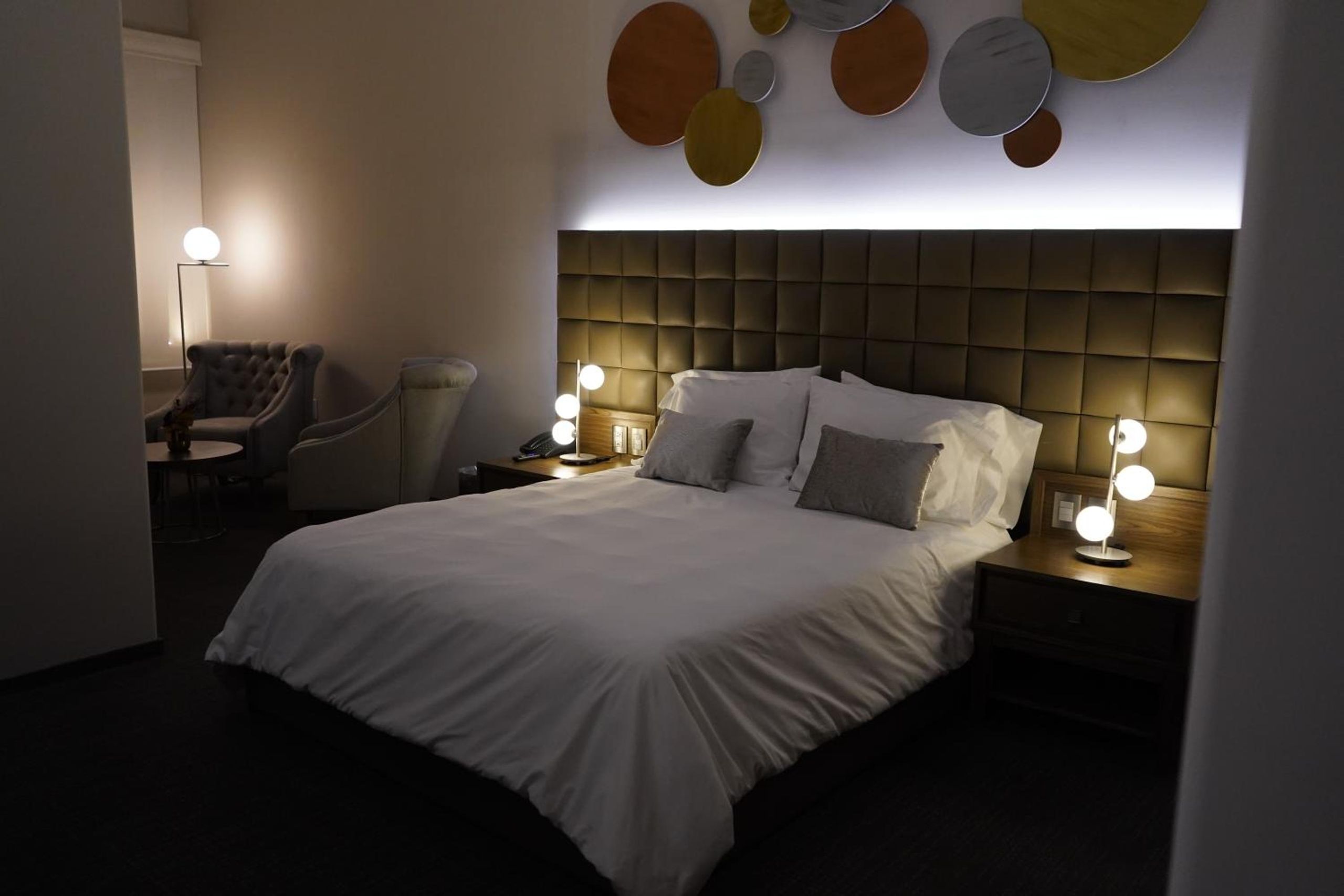 Suite Deluxe con cama Queen — 8