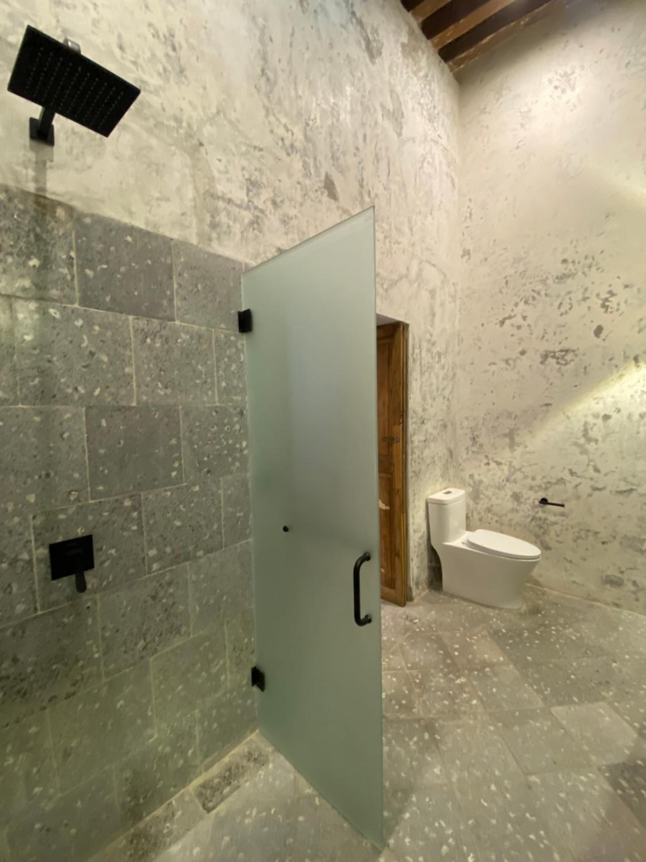 Suite Junior — 8