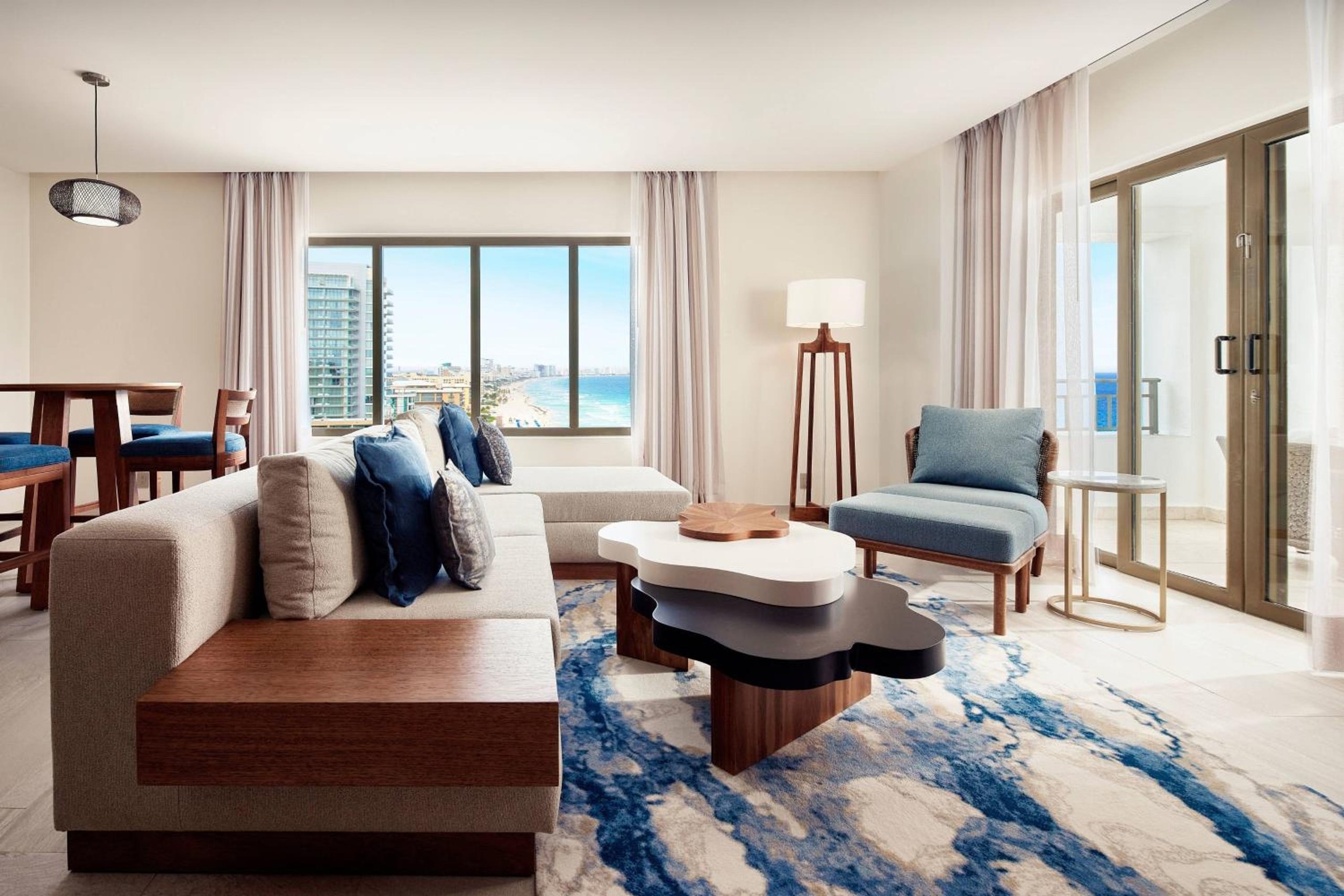 Suite de un dormitorio con vista al mar amplia — 8