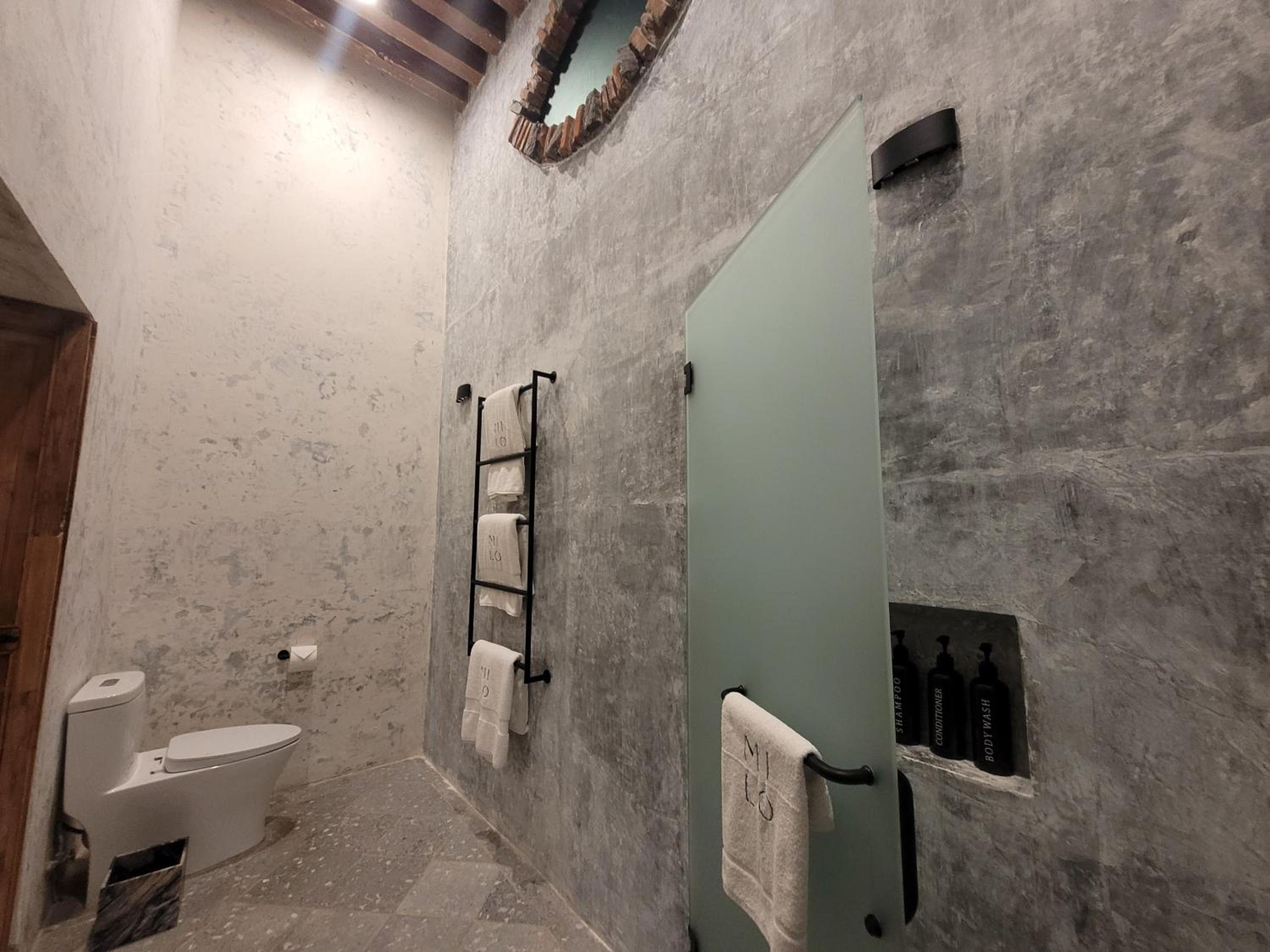 Suite Junior — 7