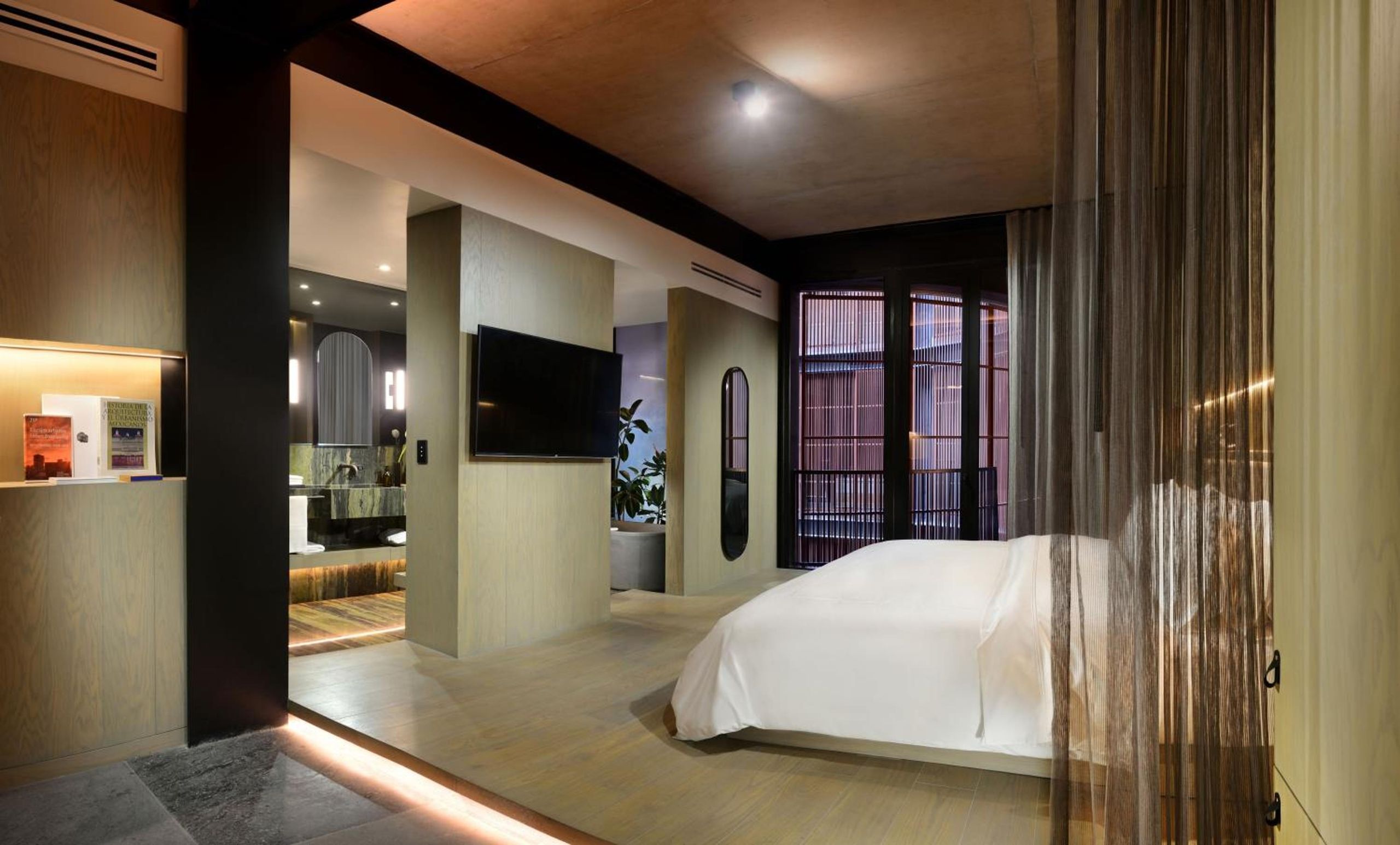 Suite King — 6