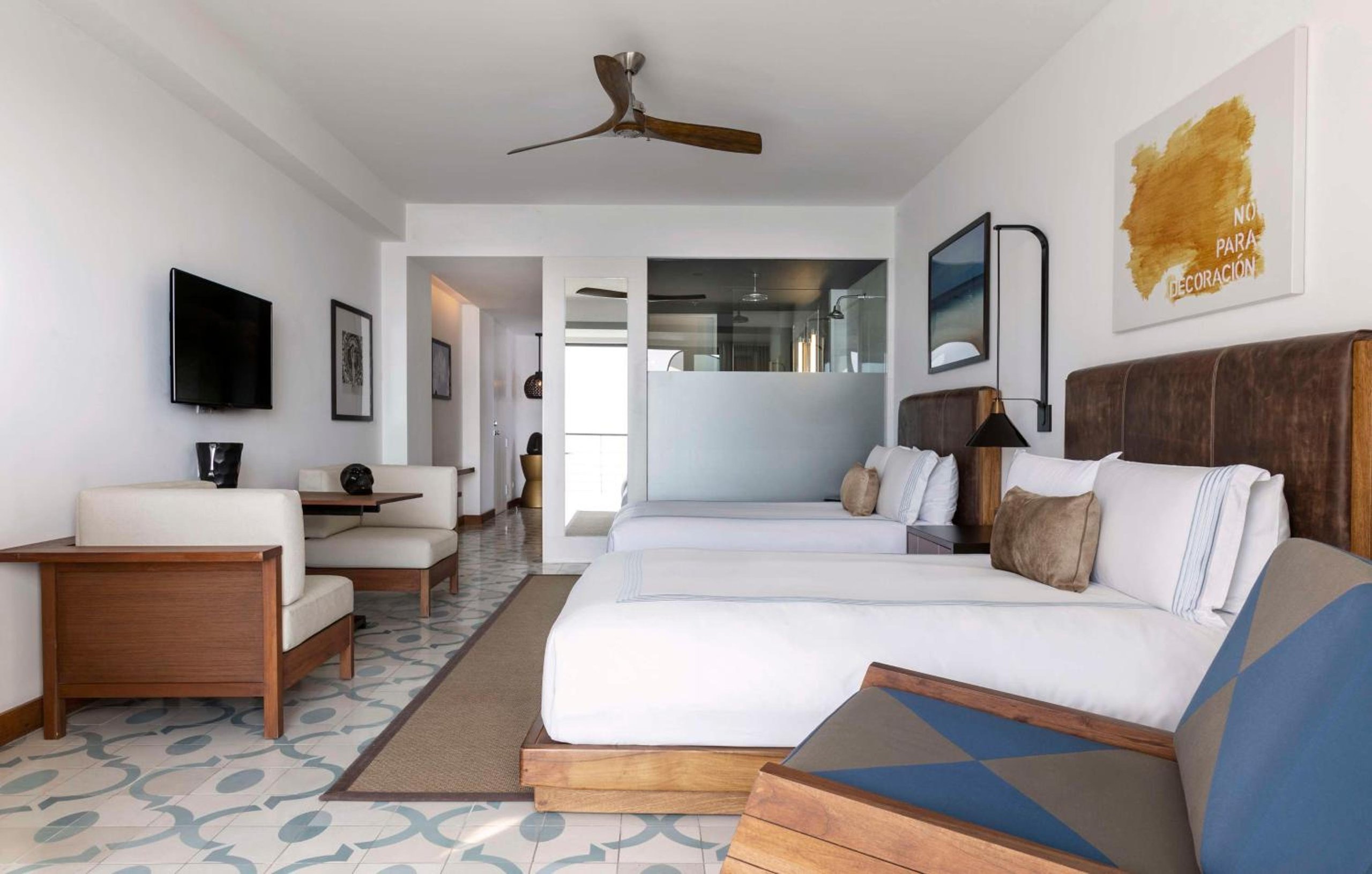 Habitación Deluxe Queen con Dos Camas Queen y Vista al Mar — 3