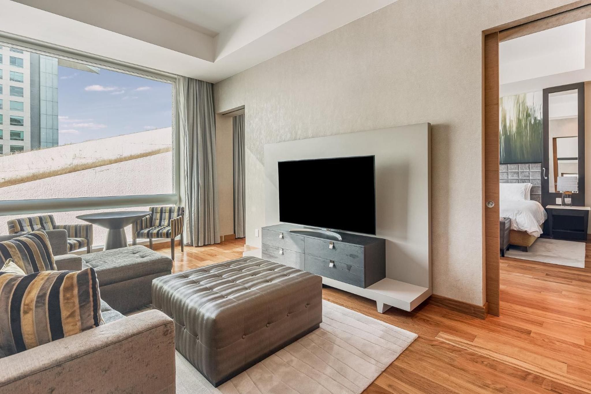 Suite Ejecutiva — 2