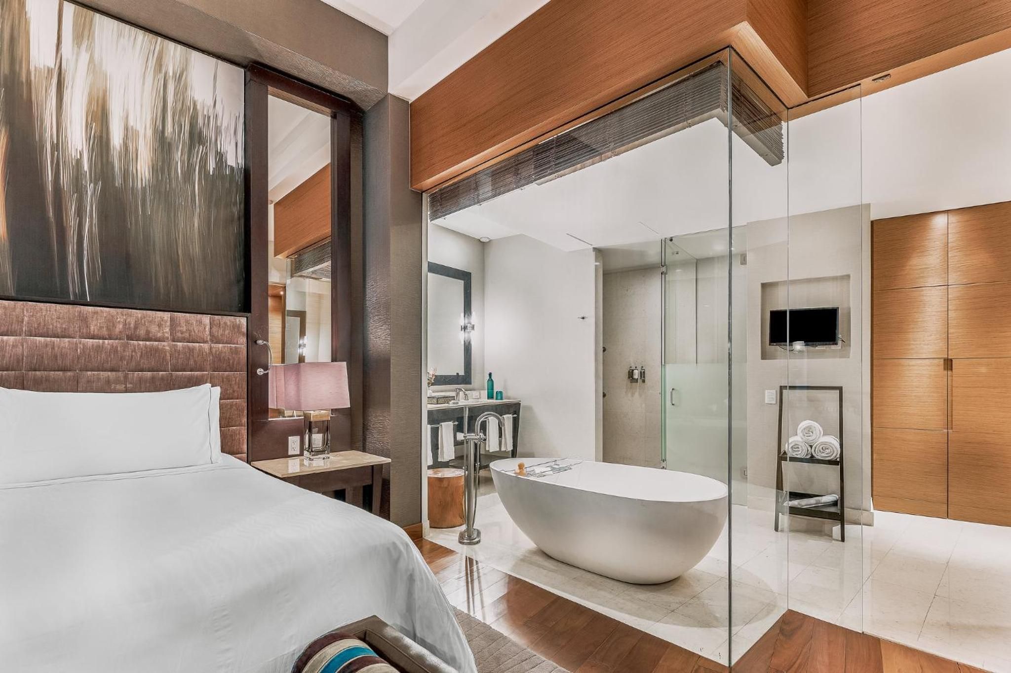 Suite Ejecutiva — 6