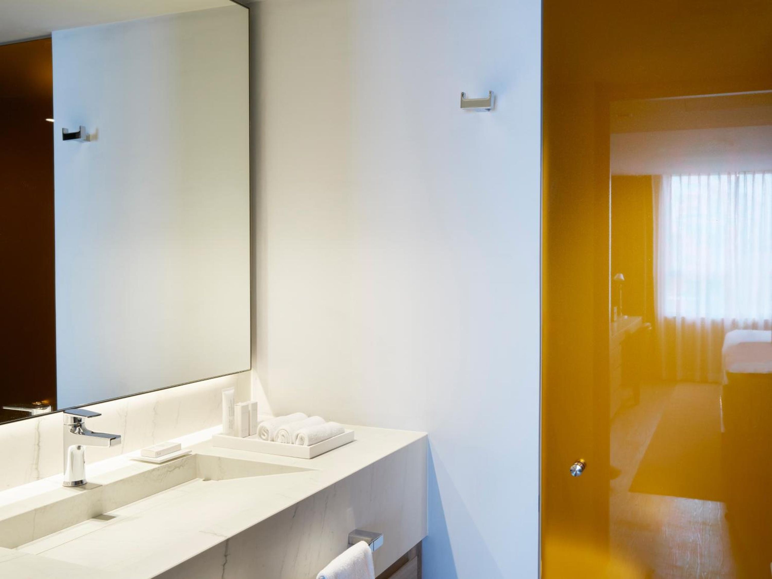 Habitación Estándar Doble con Dos Camas Dobles — 3
