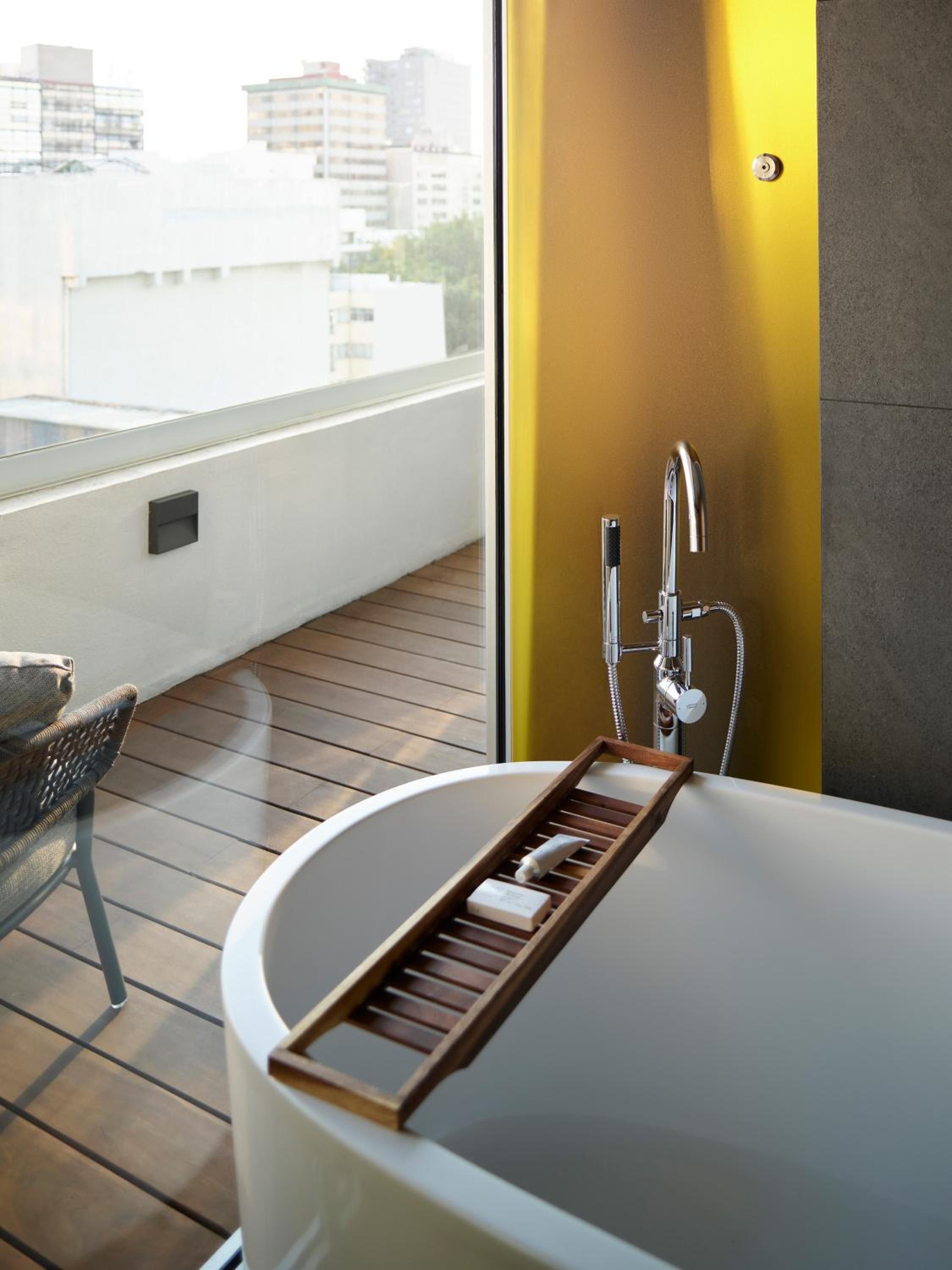 Suite Superior King con Terraza — 3
