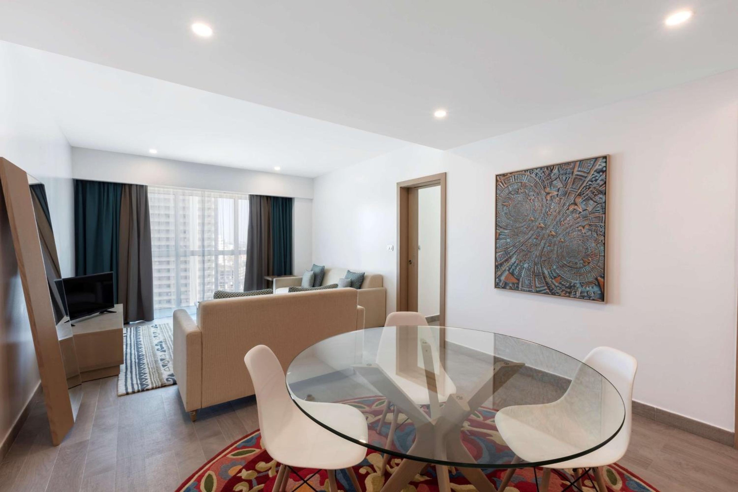 Suite de una habitación con cama Queen y sofá cama — 3