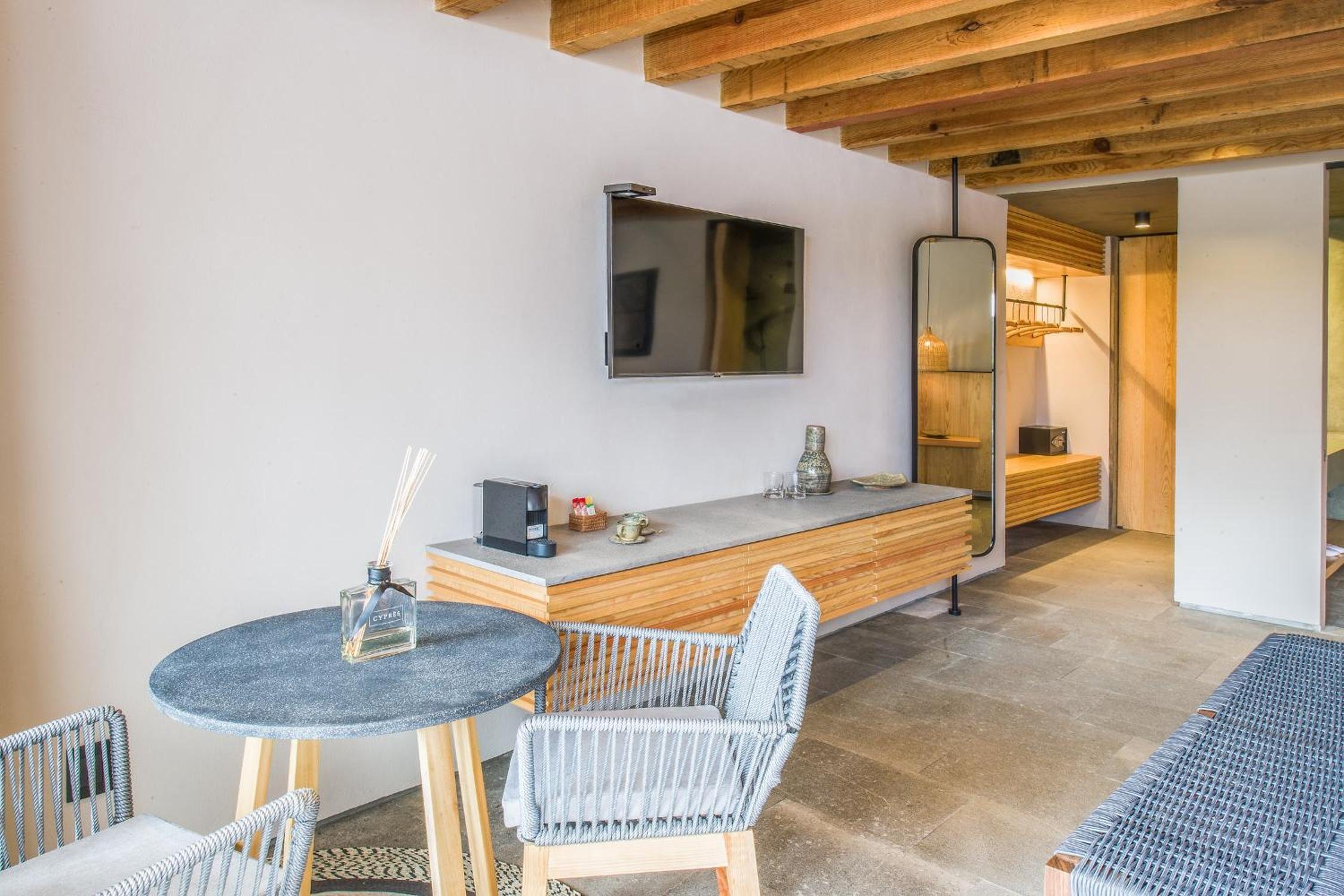 Suite King con Vista a la Piscina — 8