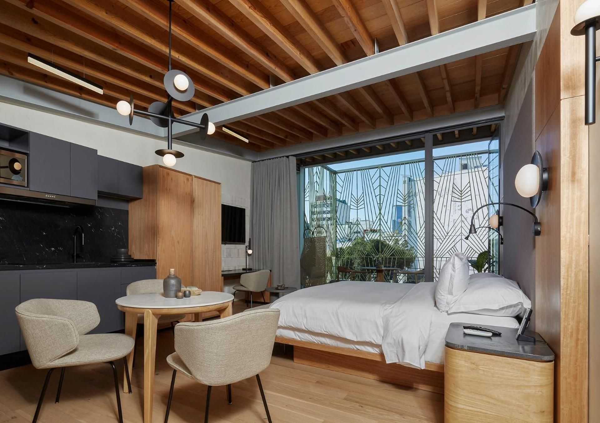 Estudio con terraza — 8