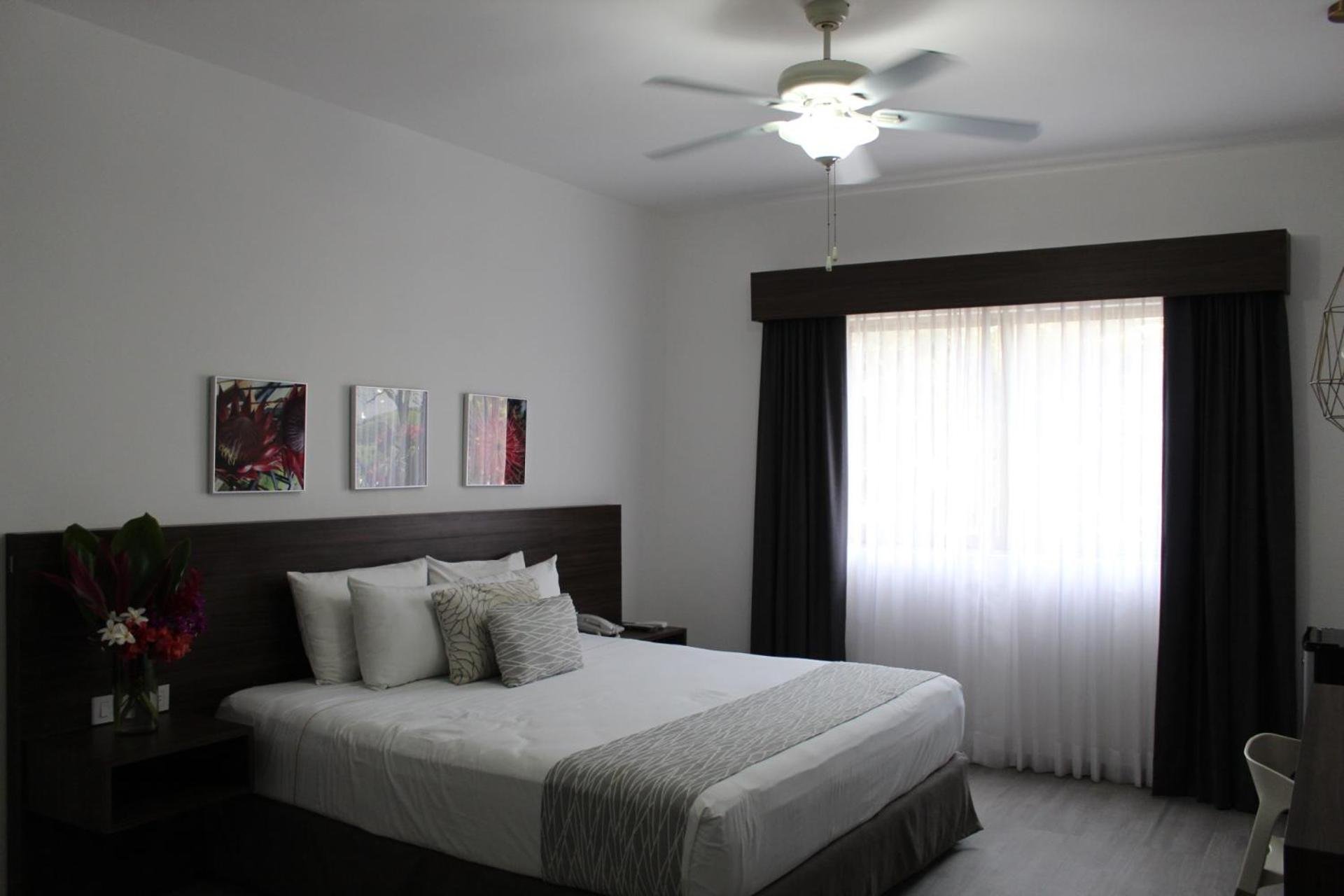 Suite King con Bañera de Hidromasaje — 7