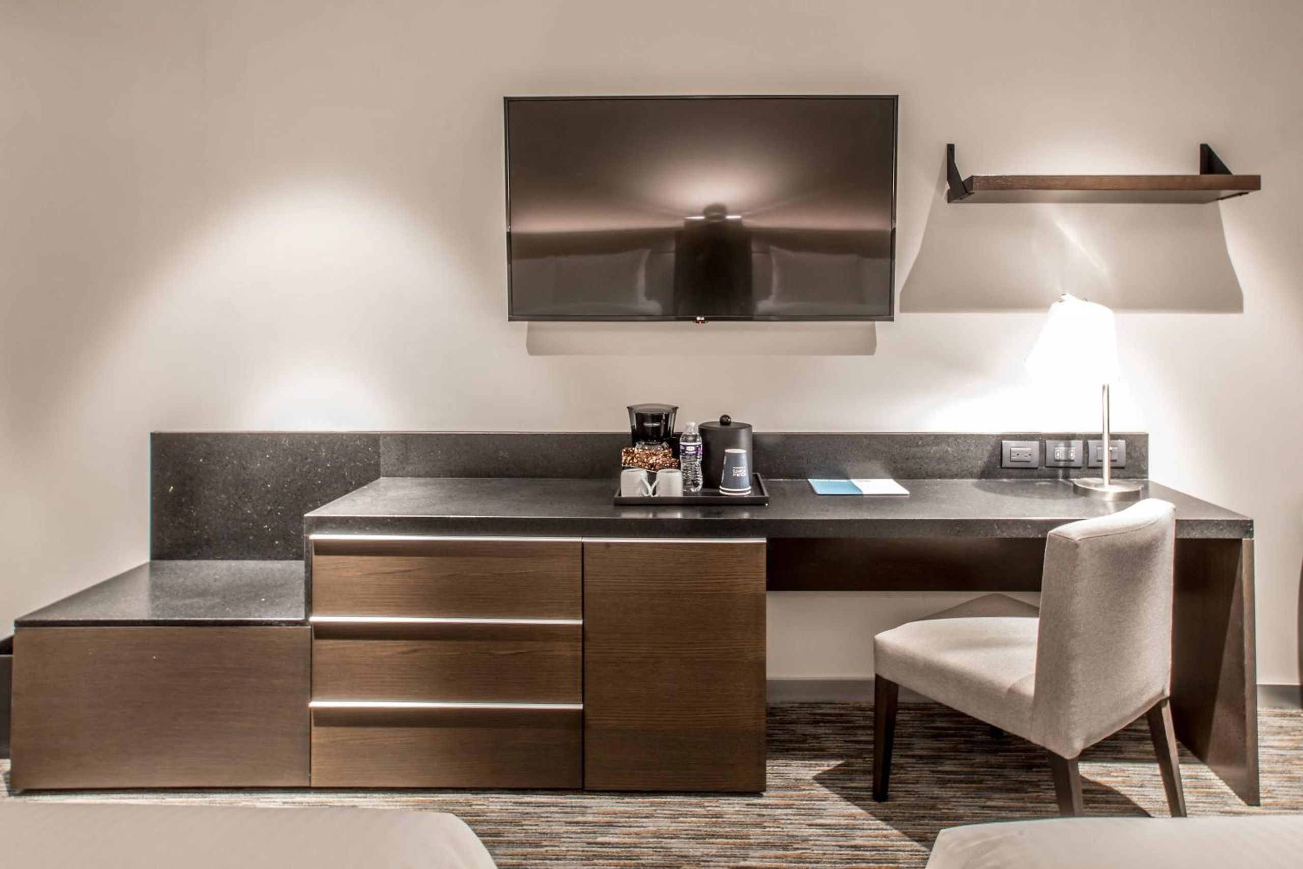 Tradicional, Habitación de huéspedes, 1 cama King, Vista a la ciudad — 2
