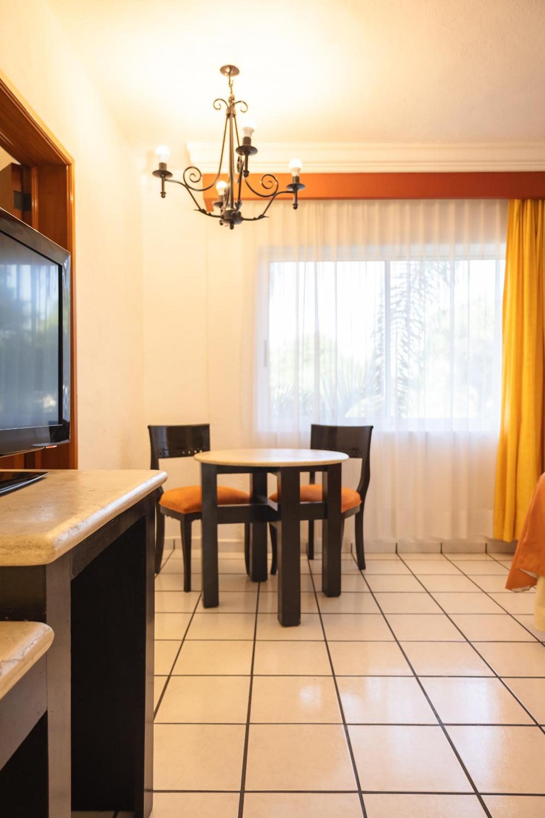 Habitación Ejecutiva con Dos Camas Queen — 4