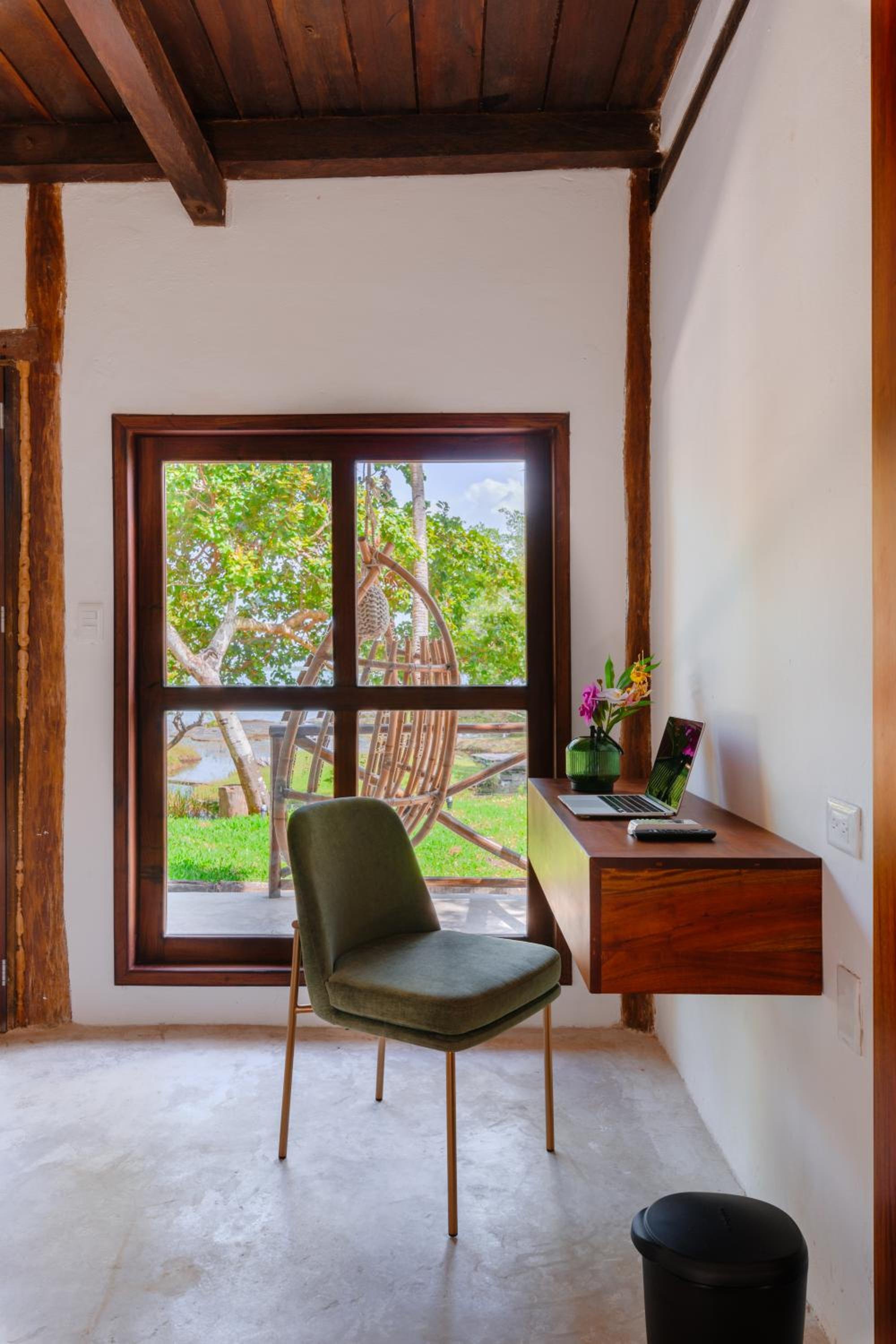 Habitación Doble Deluxe con Dos Camas Dobles