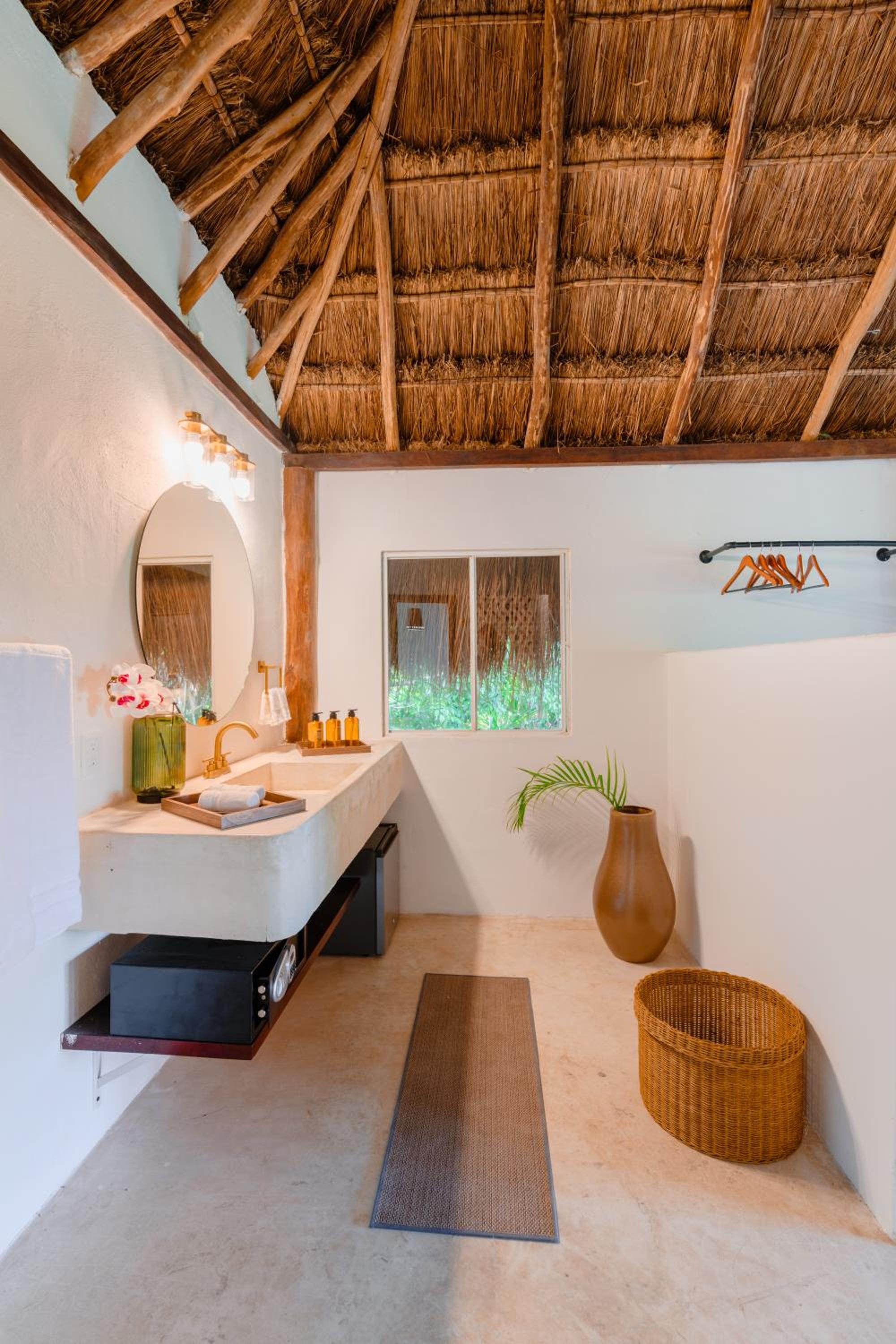 Habitación Doble Deluxe con Dos Camas Dobles — 5