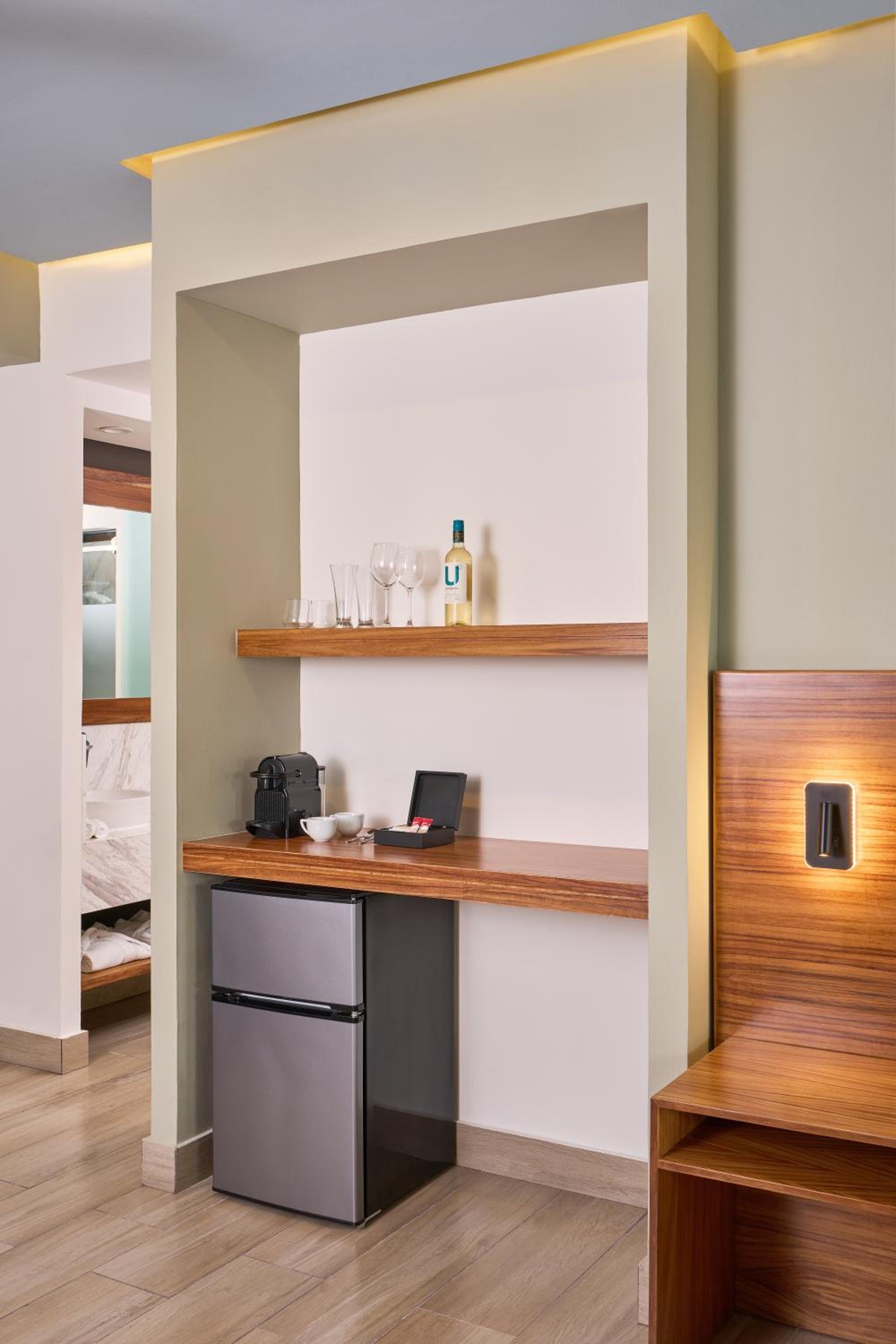 Suite Junior — 4