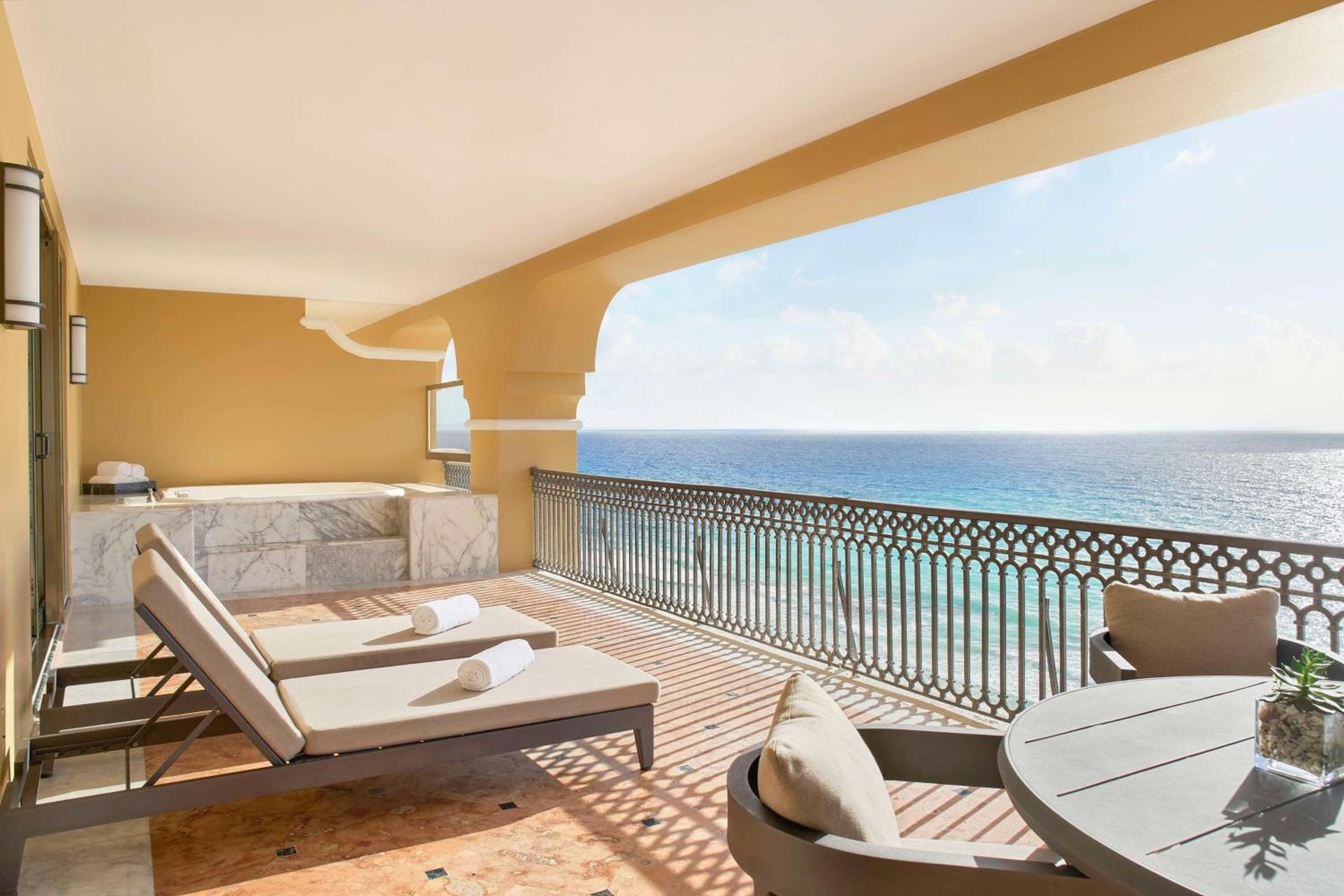 La Suite Presidencial — 4