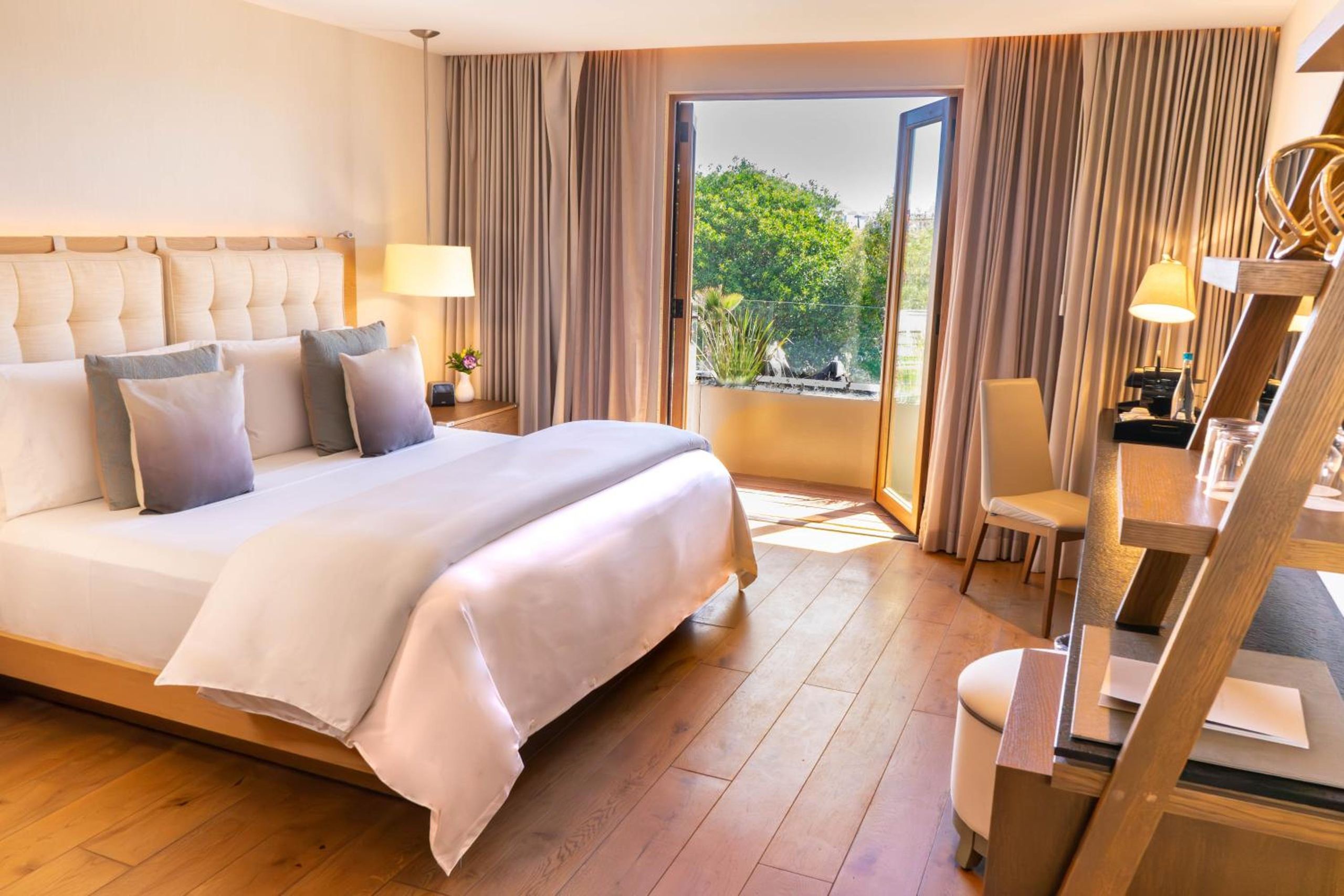 Habitación King con Balcón