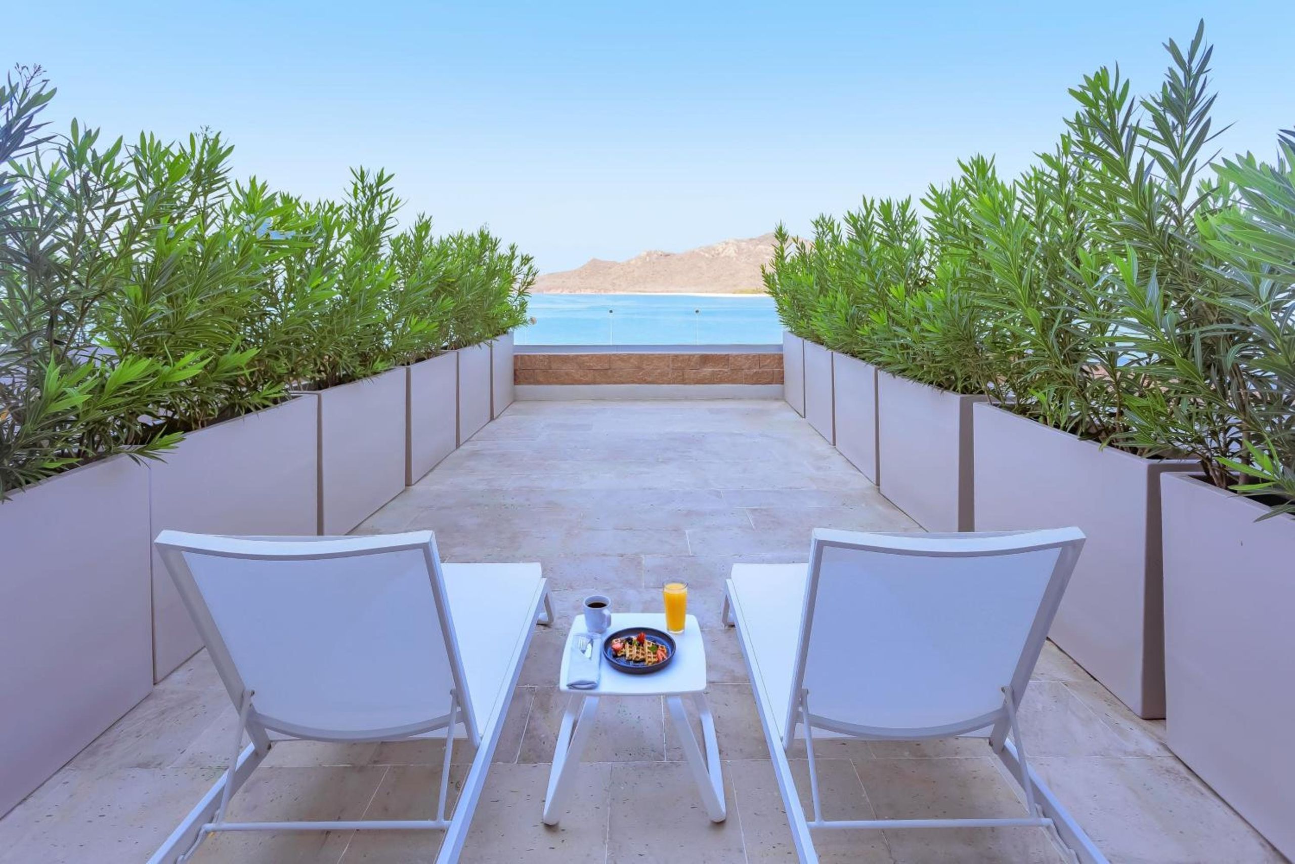 Habitación Deluxe King con Terraza y Vista al Océano — 3