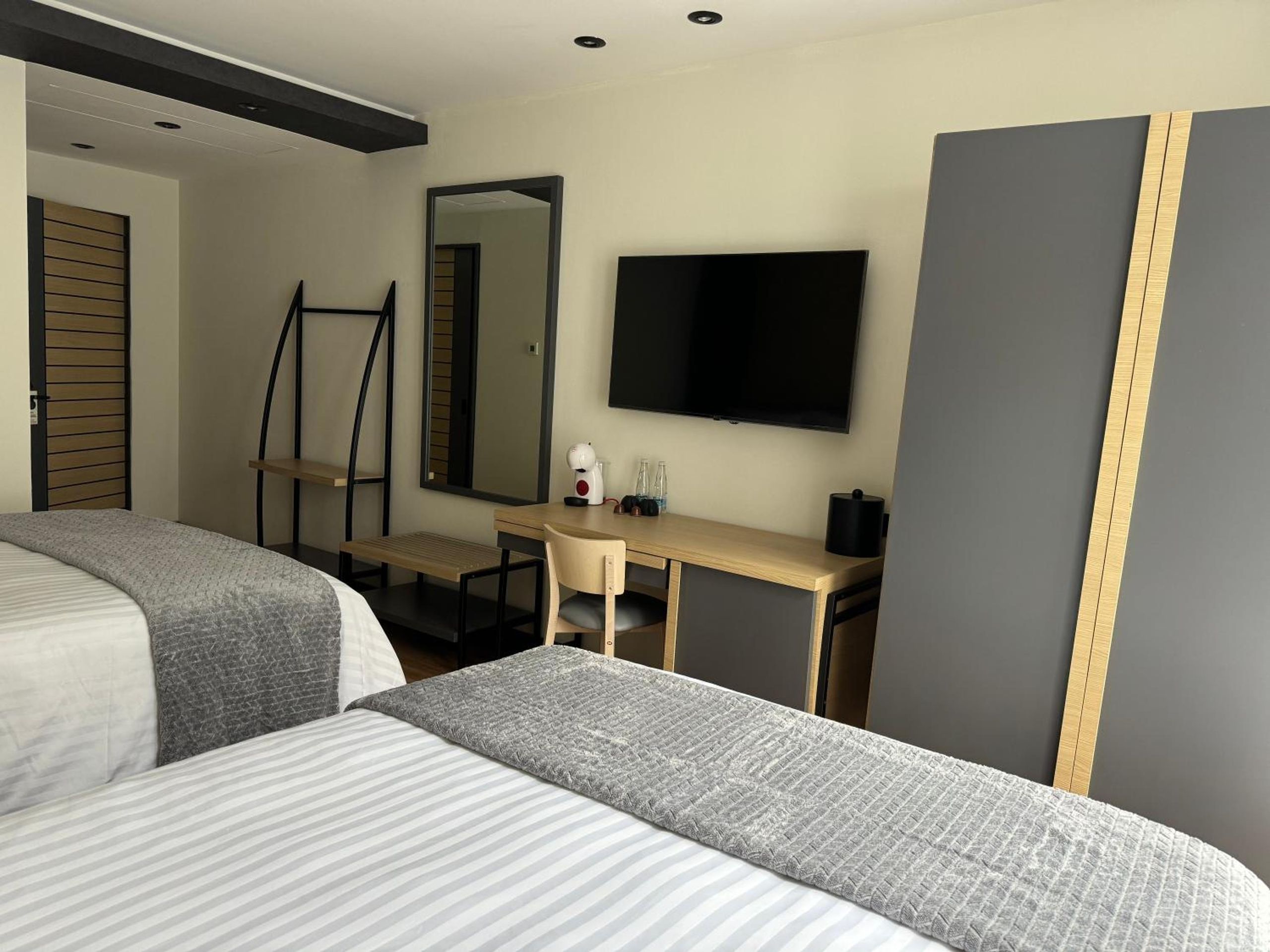 Habitación Doble Deluxe — 7