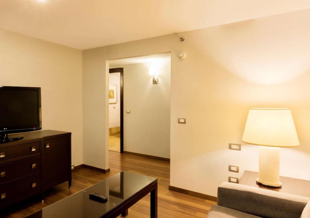 Habitación Estándar Doble con Dos Camas Dobles — 8