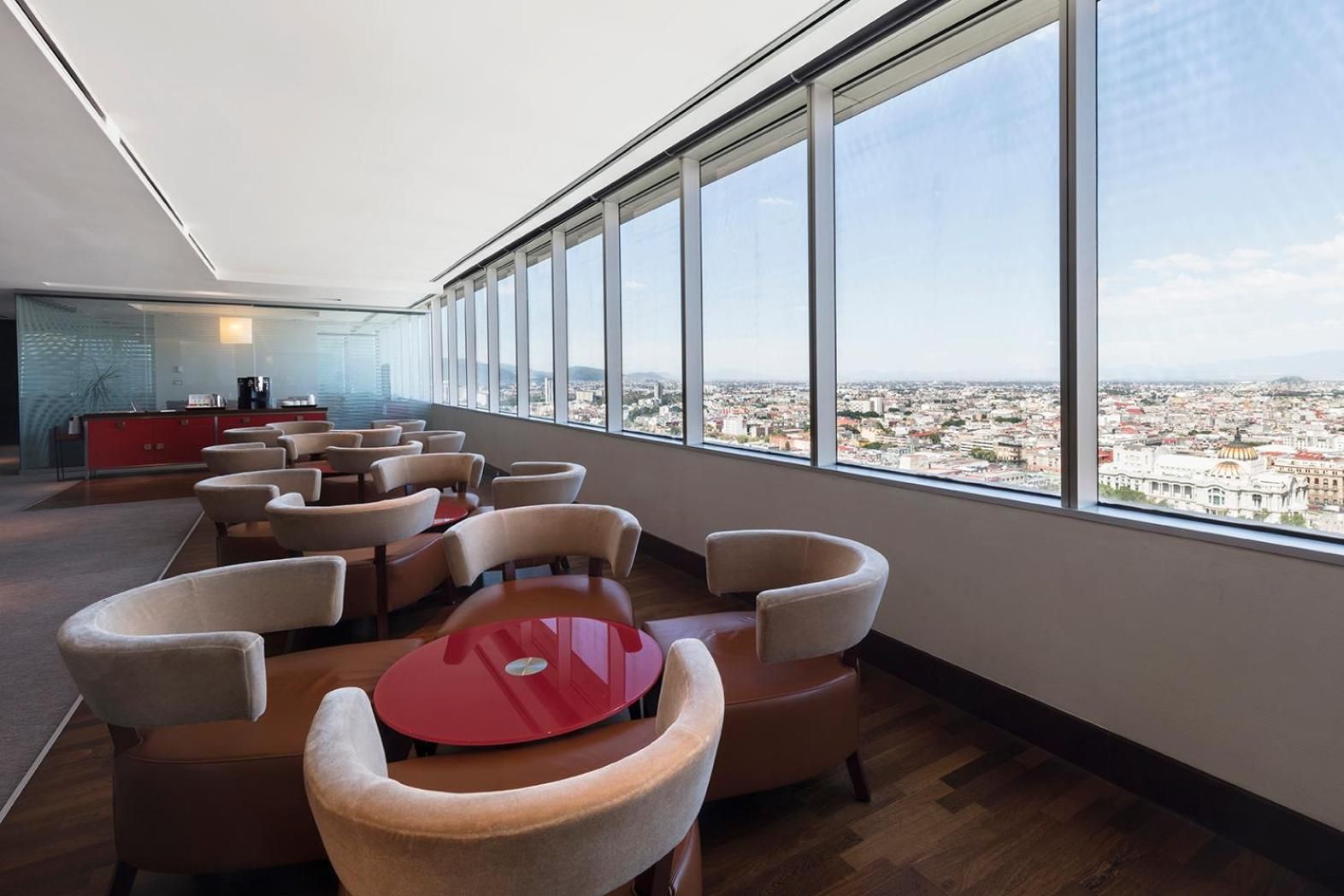 Suite Business King — 2
