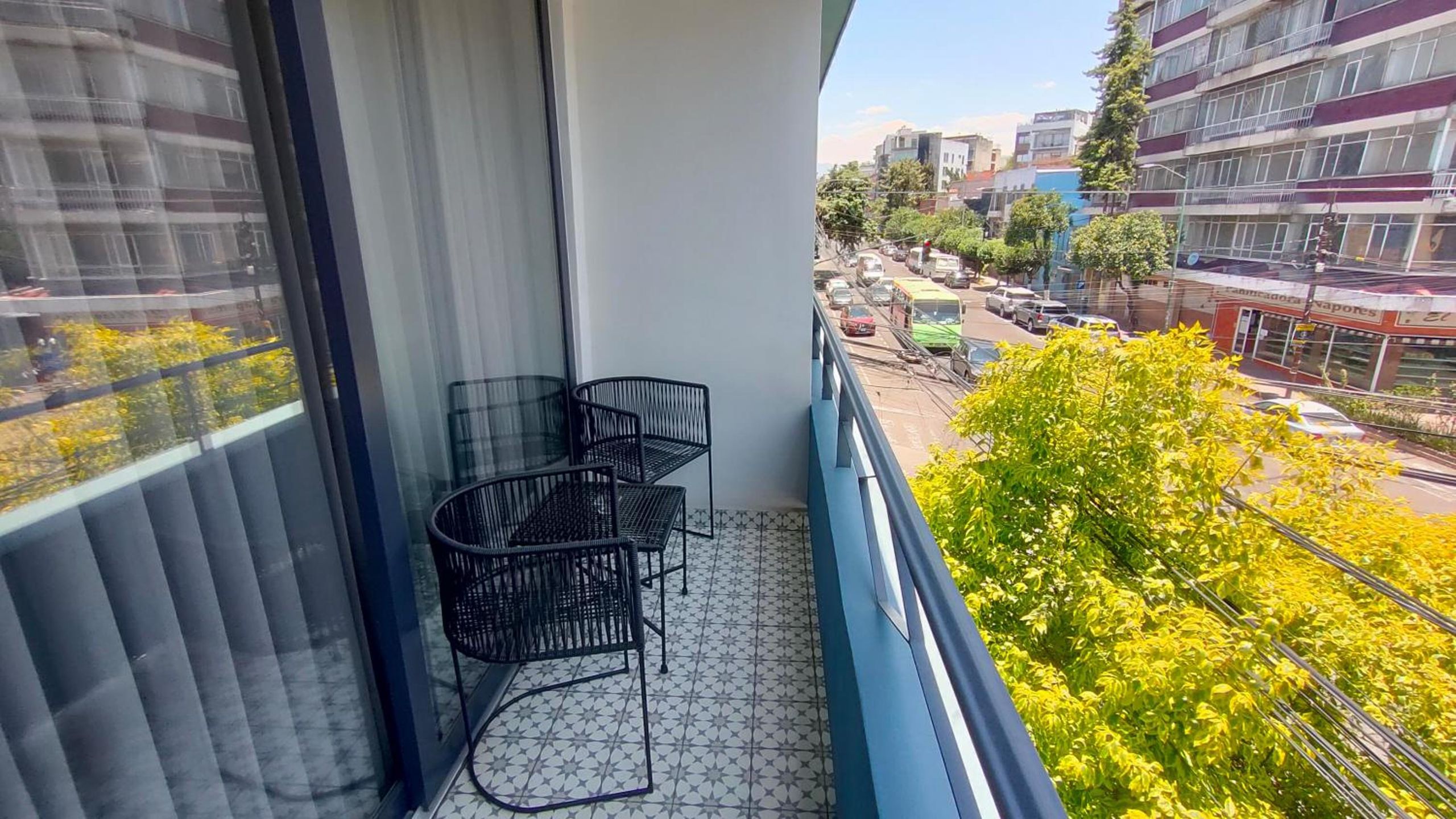 Suite King con Balcón — 4