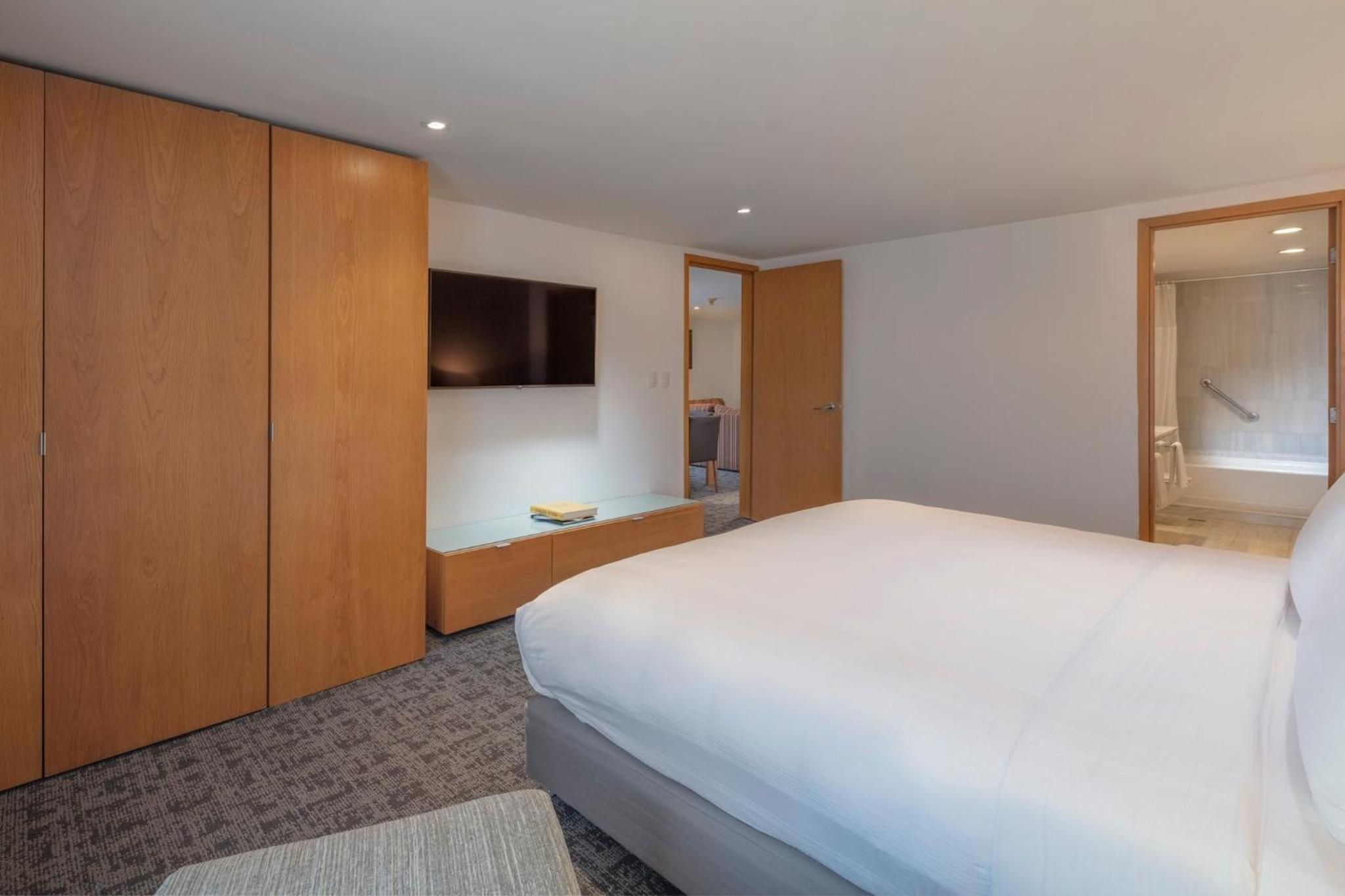 Suite Business King — 5