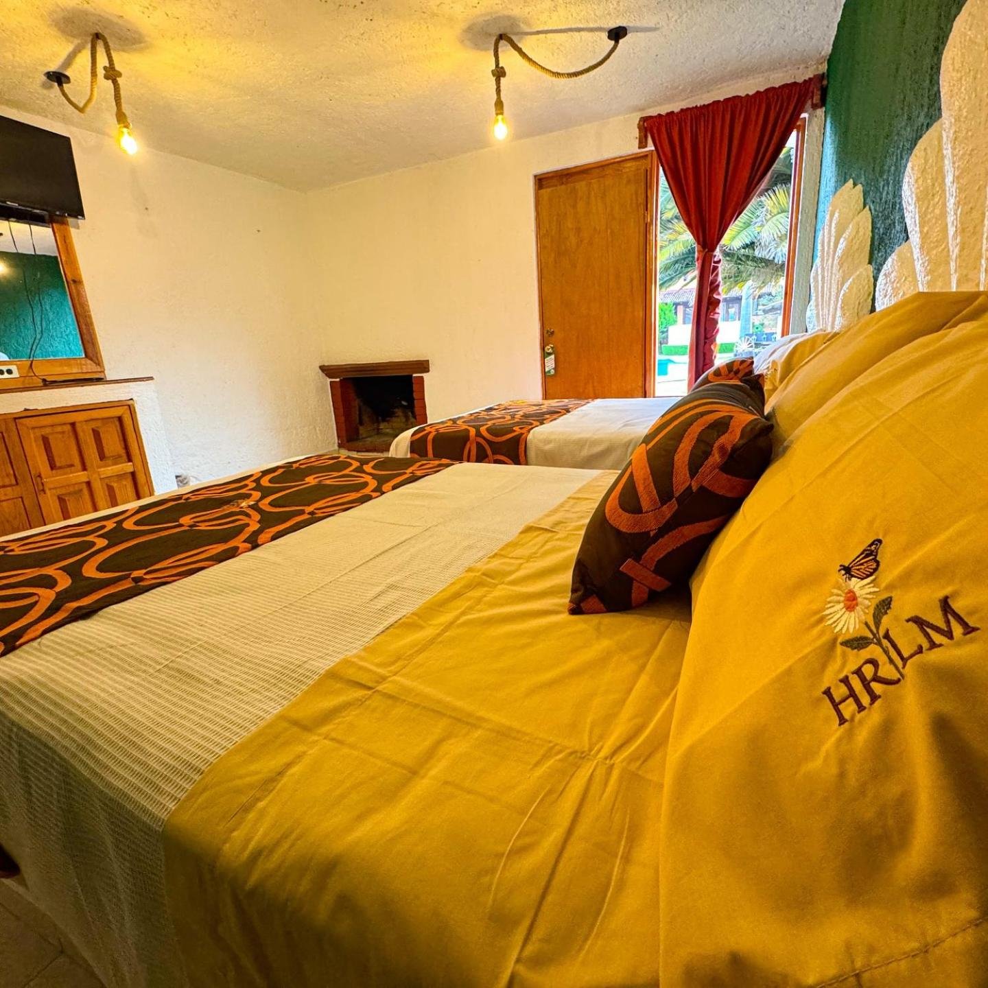Habitación Doble con Dos Camas Dobles — 3