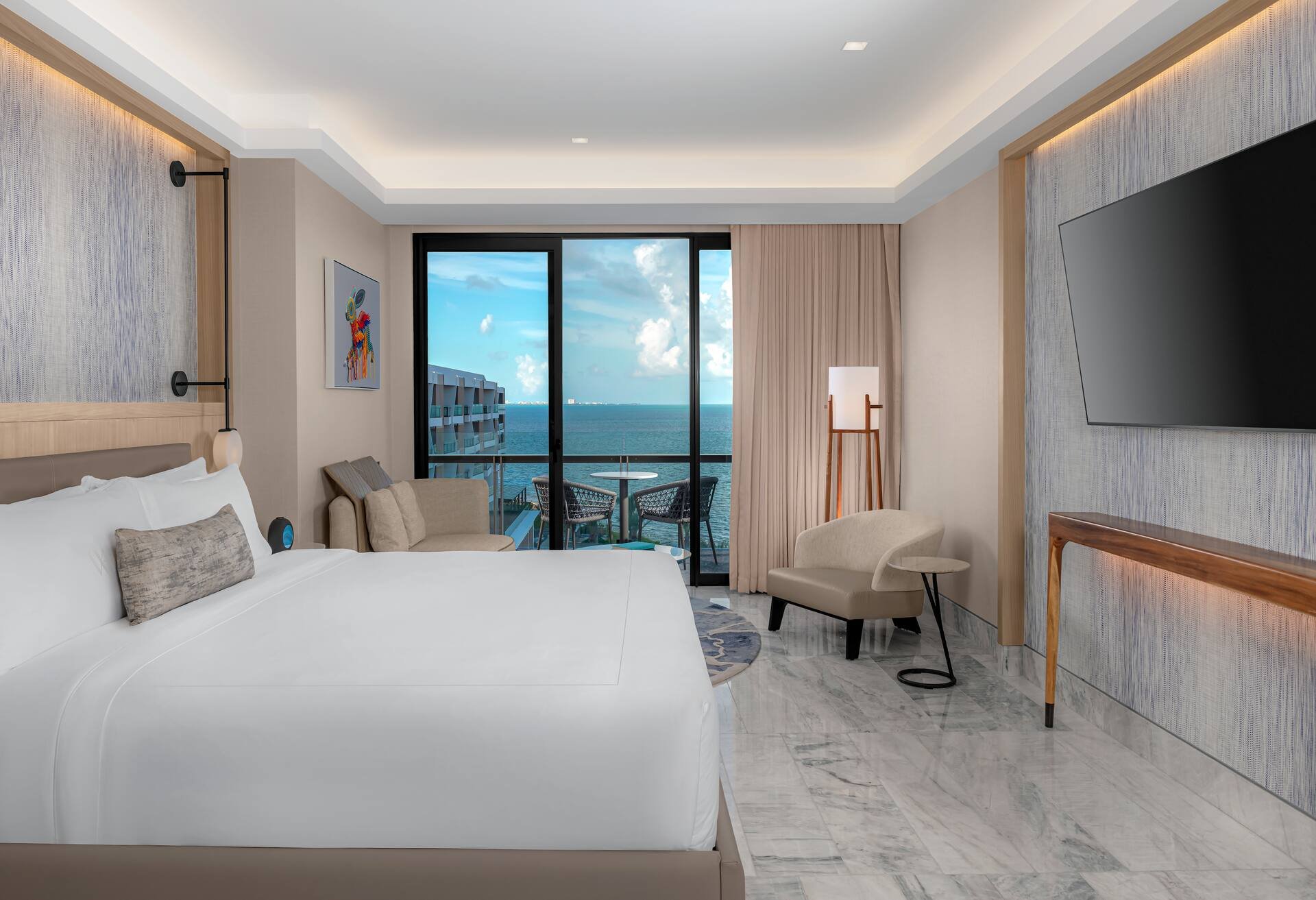 Deluxe Ocean Front Suite con cama King
