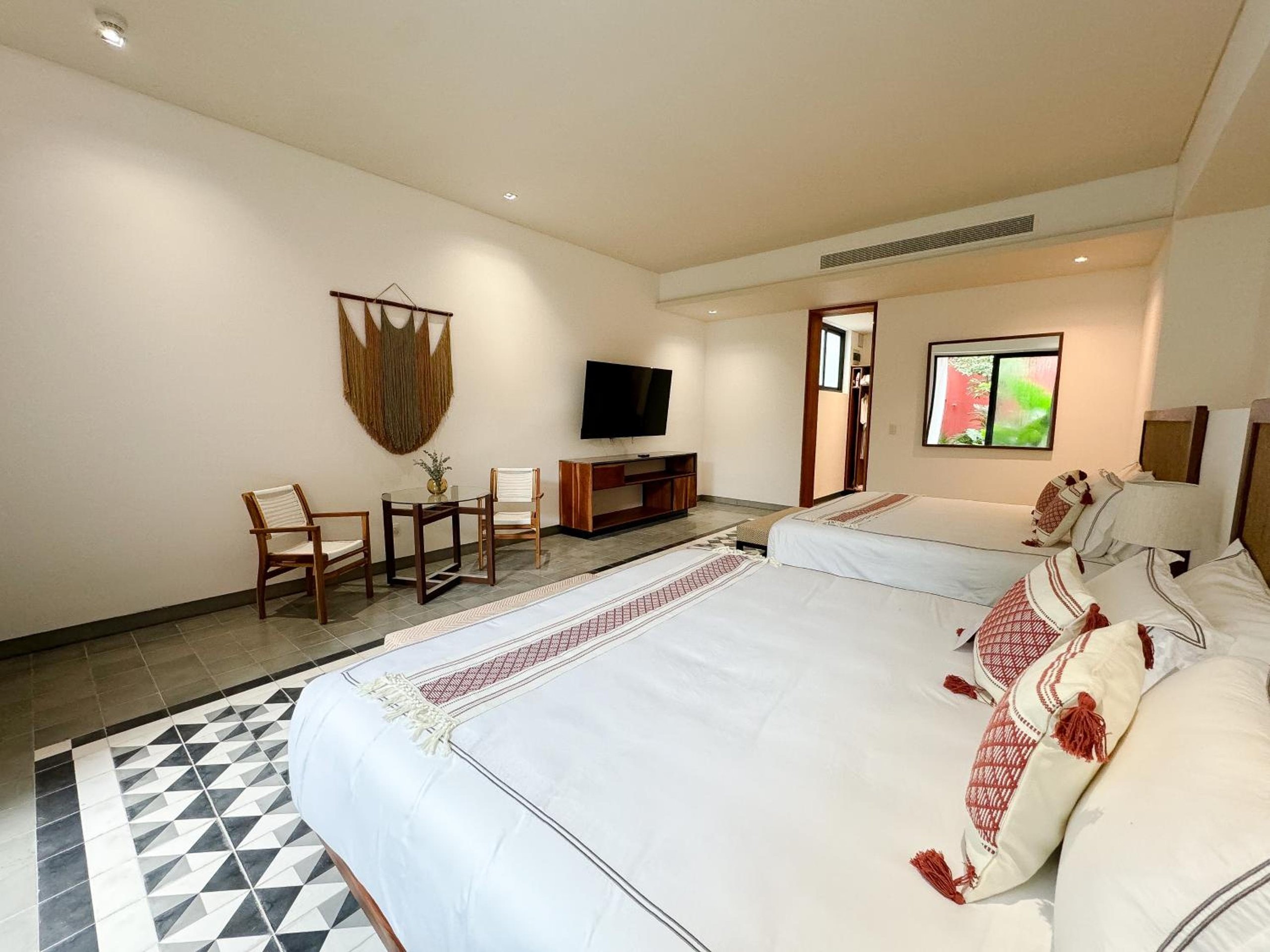 Suite Deluxe con cama Queen — 3