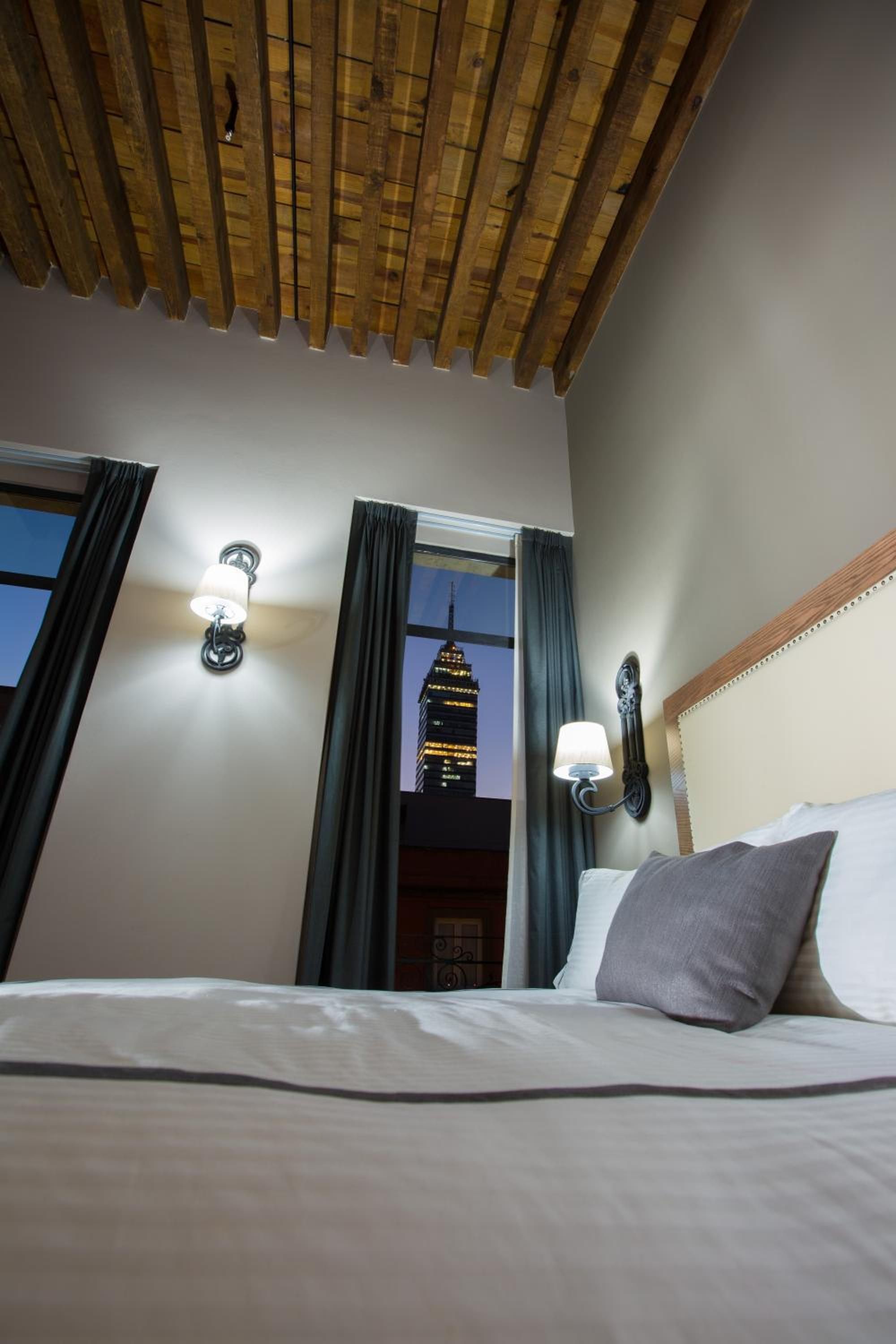 Habitación Doble con Balcón — 3