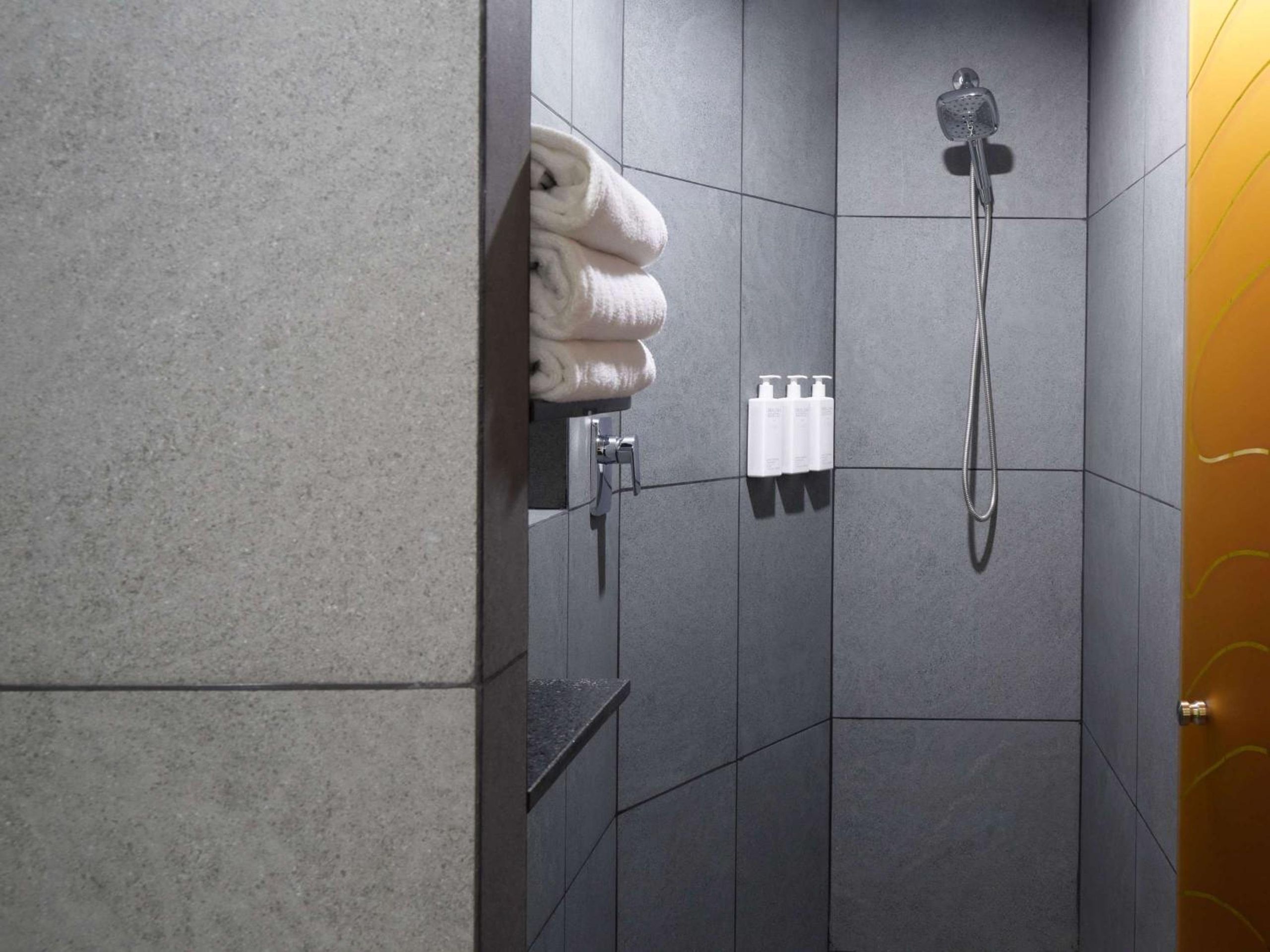 Suite Rey Mondrian con Terraza — 8