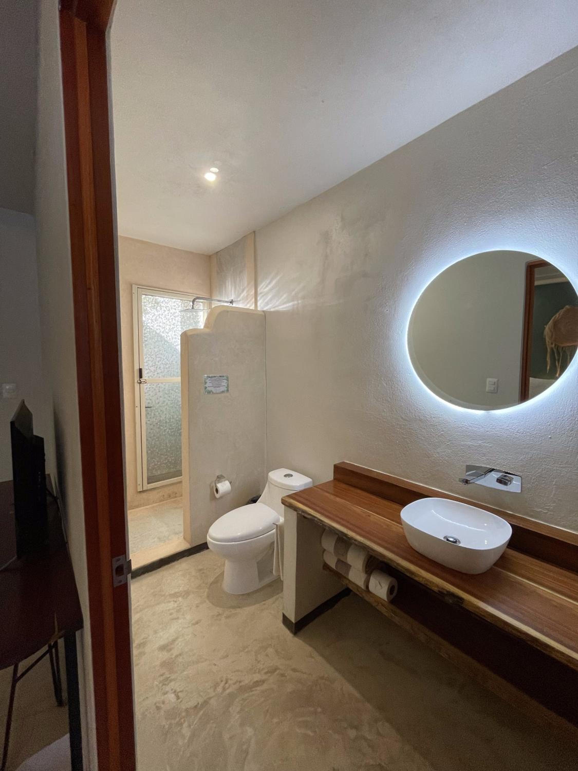 Habitación Estándar con Dos Camas Individuales — 3