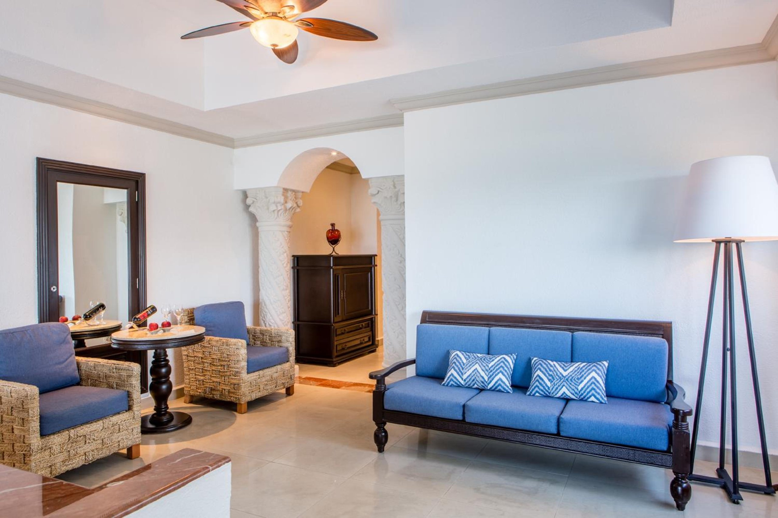 Suite Real con Vista al Mar - Acceso Directo a la Piscina — 8