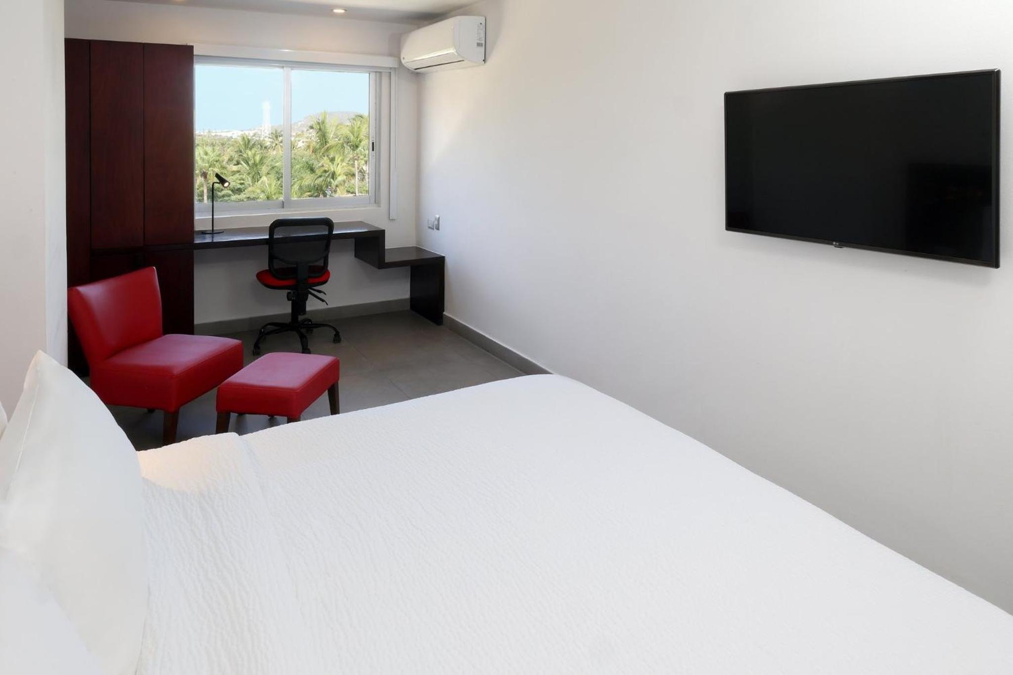 Standard King Room con vista a la ciudad — 2