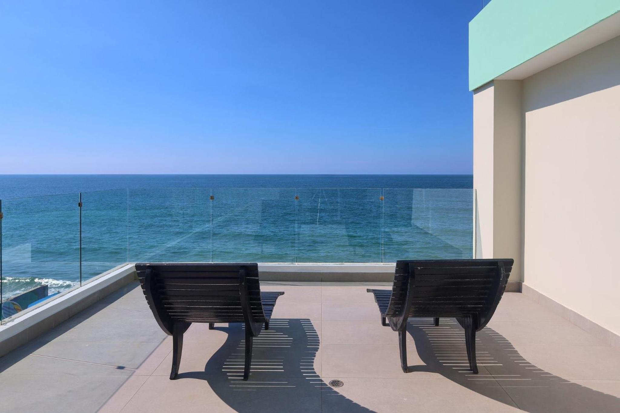 2 recámaras Suite con Four camas Queen and Ocean Front — 2
