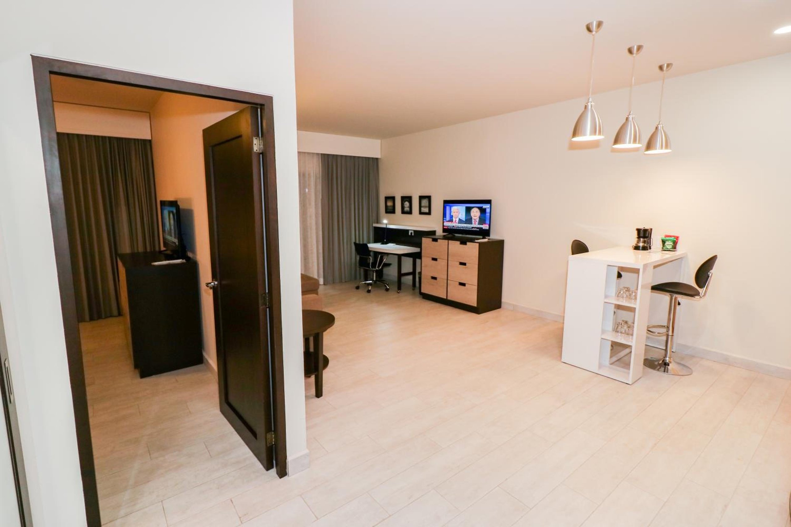 Suite de una habitación — 3