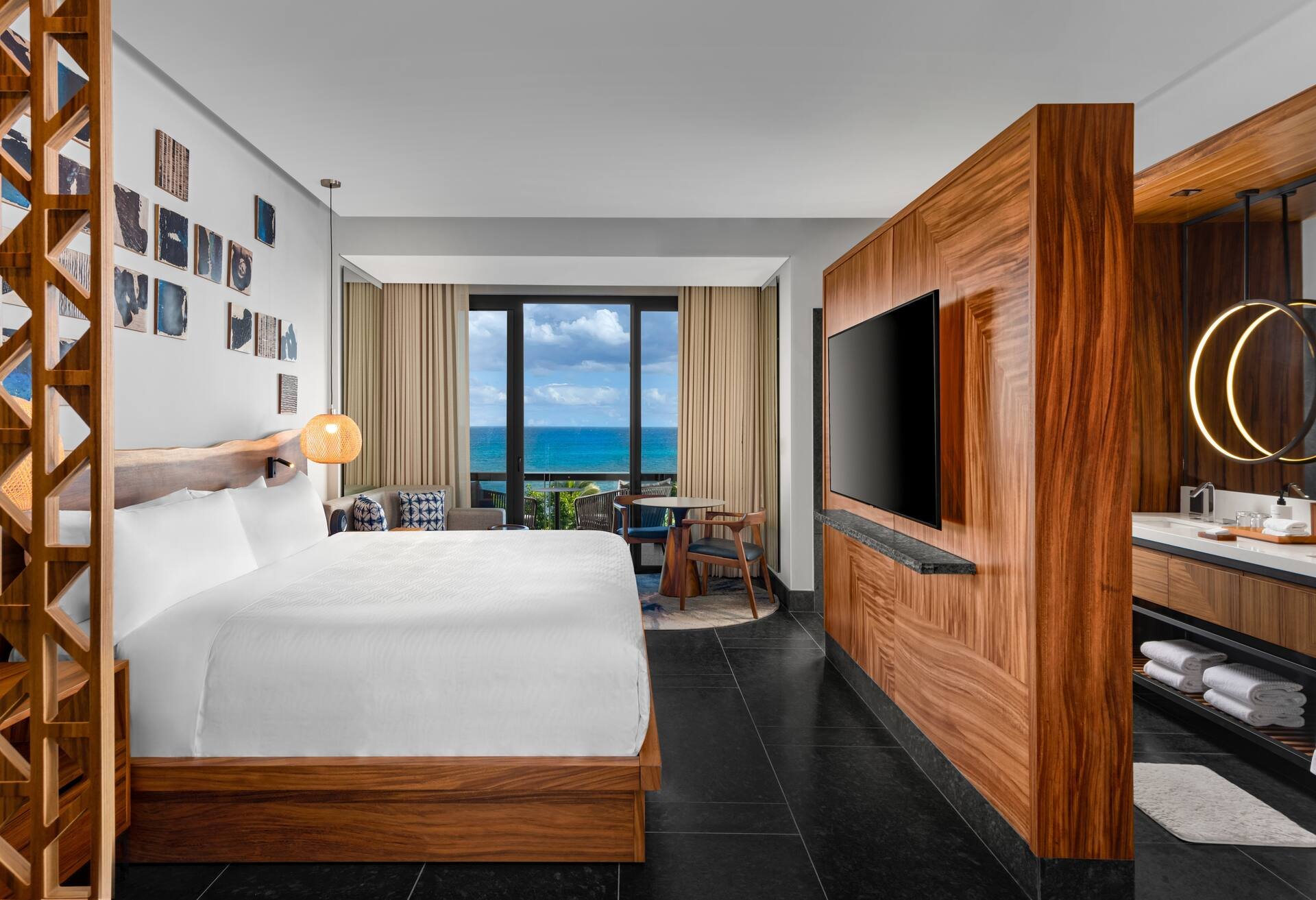 Partial vista al mar Guestroom con cama King