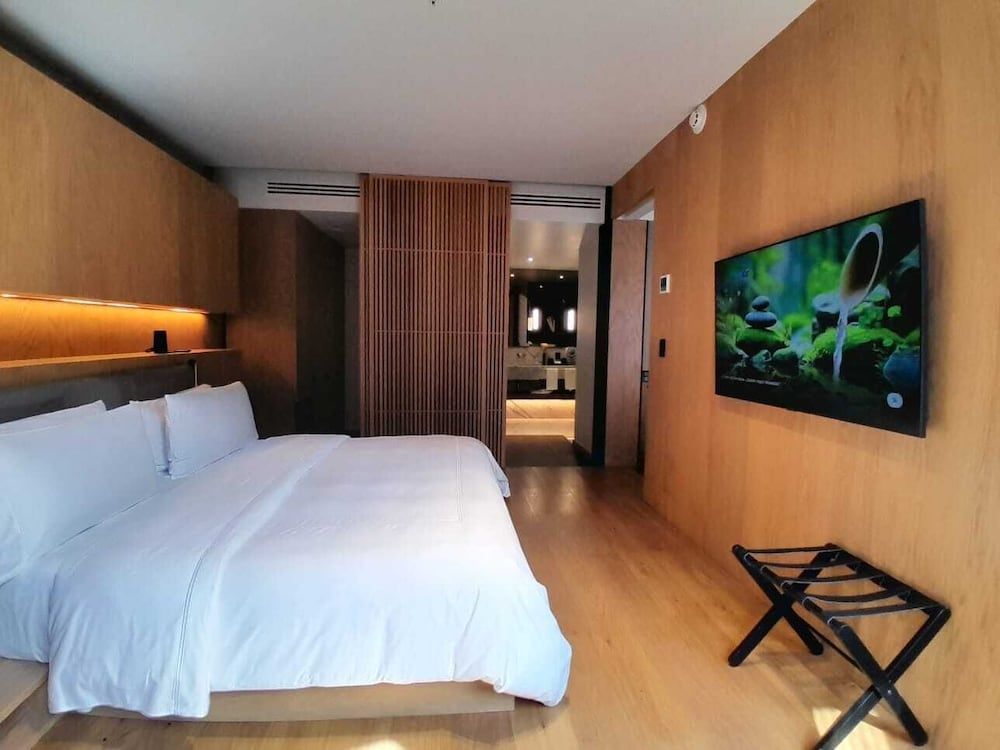 Grand Suite — 3