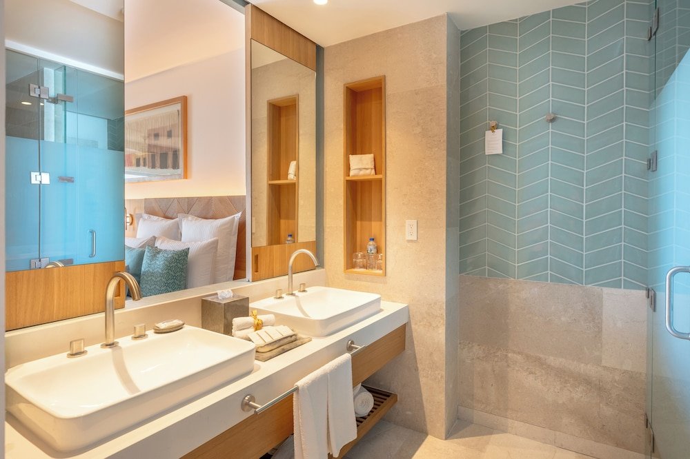 Suite Deluxe Vista al Océano Dbl — 6