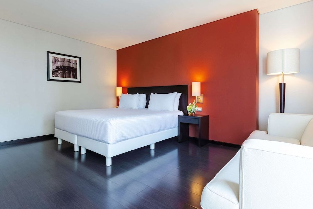 Junior Suite (Extra Bed 3 Adults) — 3