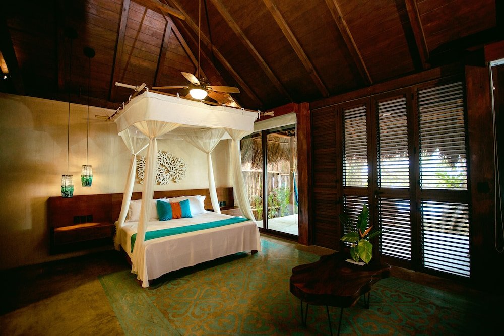 Cabin, Lake View — 2