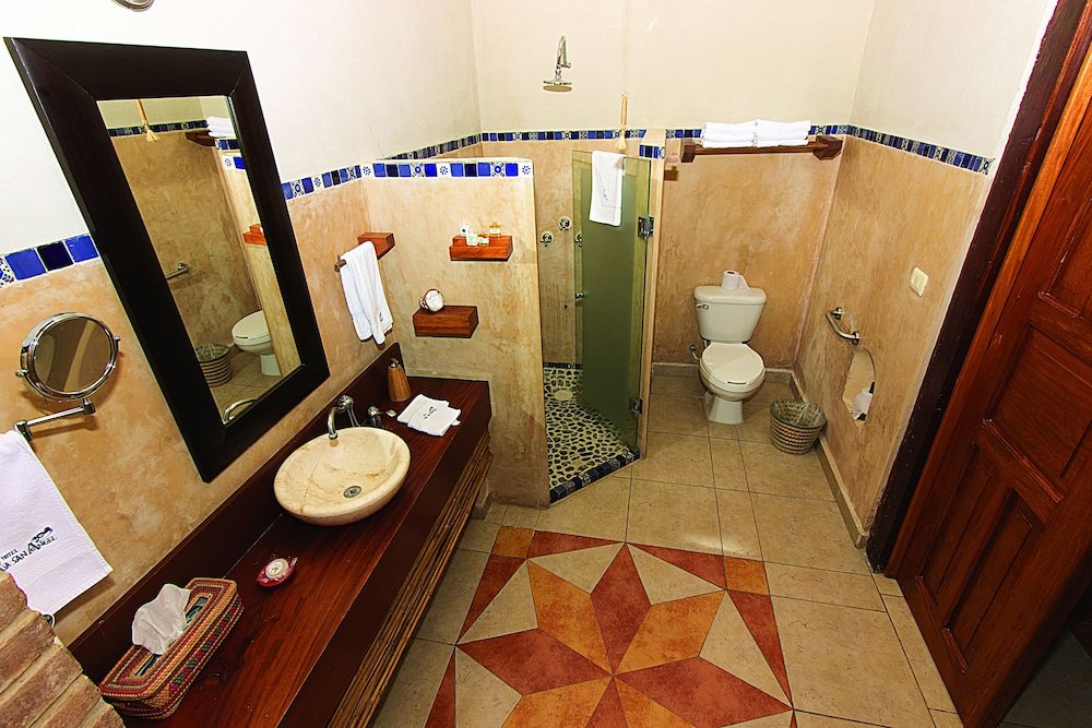 Habitación Deluxe, 1 cama Queen, Jetted Tub — 5