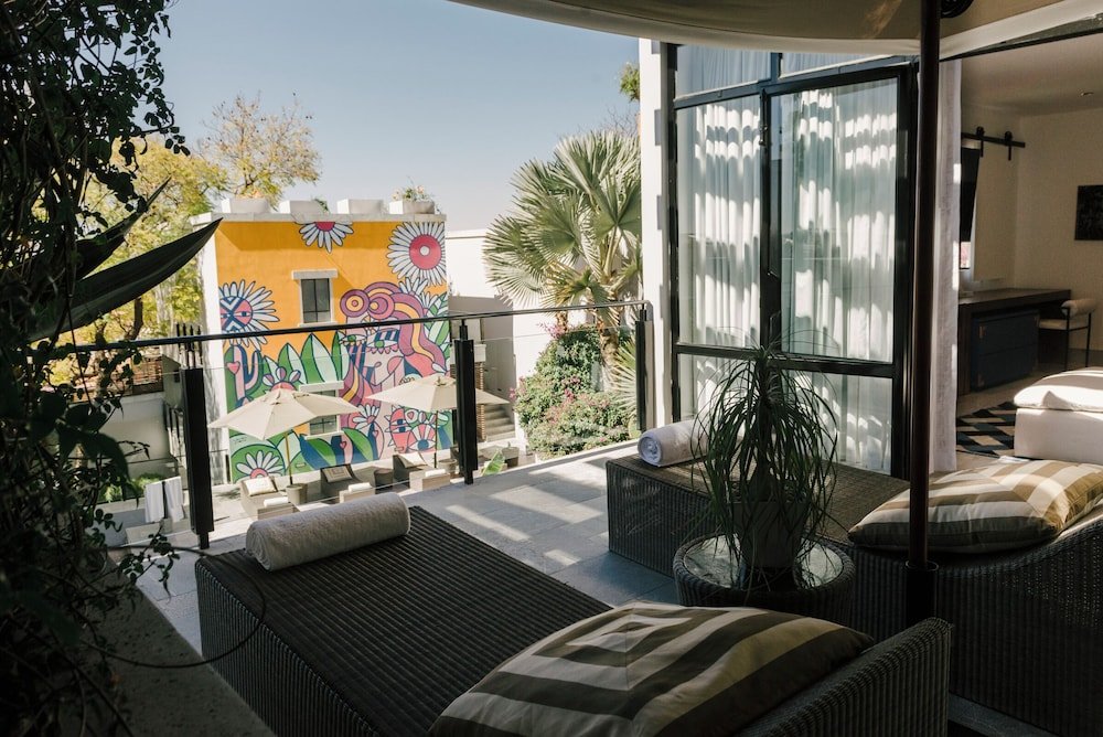 Suite (Owner, A) — 2