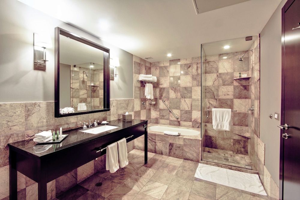 Business Suite, 1 cama King — 7