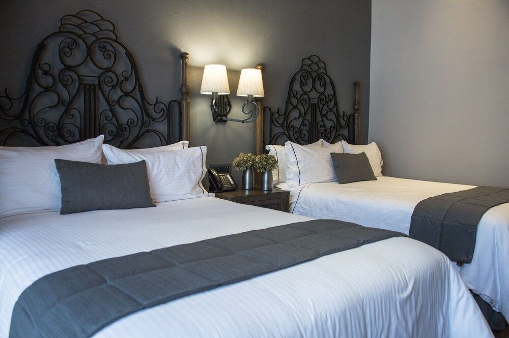 Habitación Familiar, 2 Camas Dobles — 4