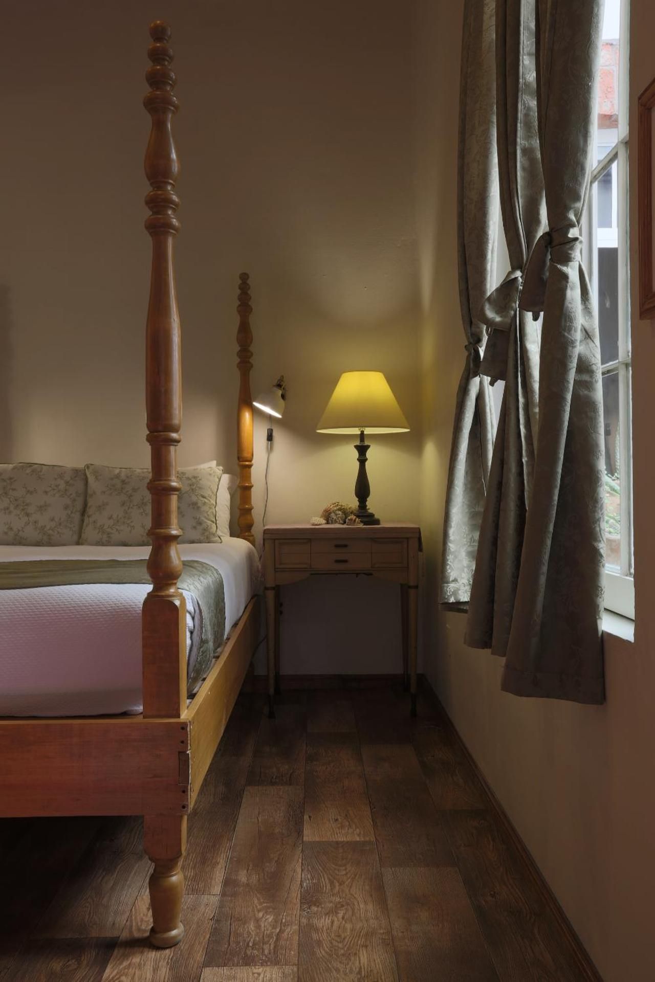 Junior Suite con Private Bathroom — 3