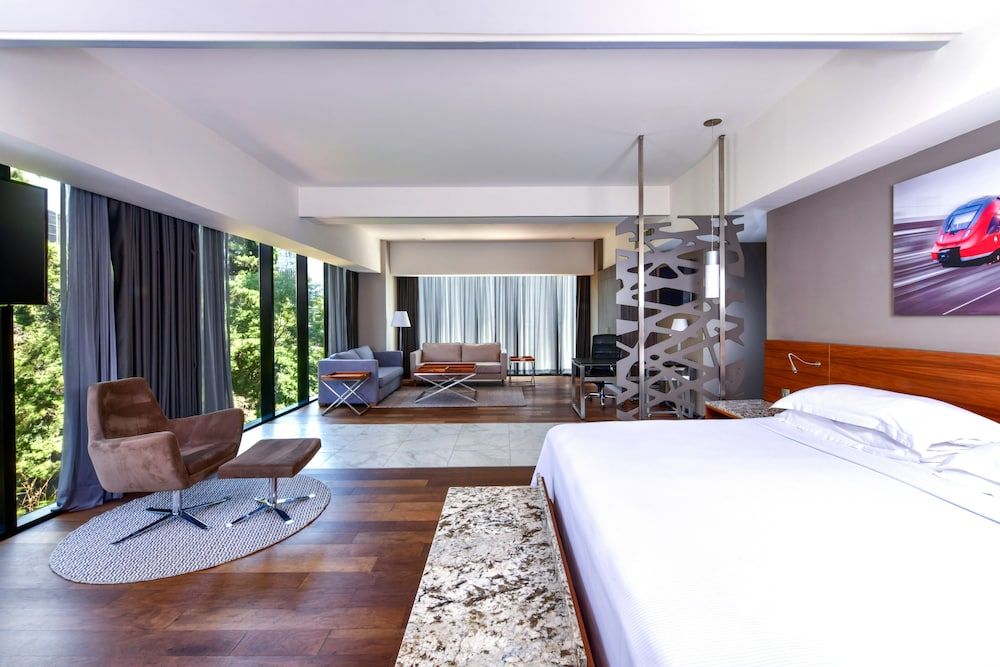 VIP Suite — 7